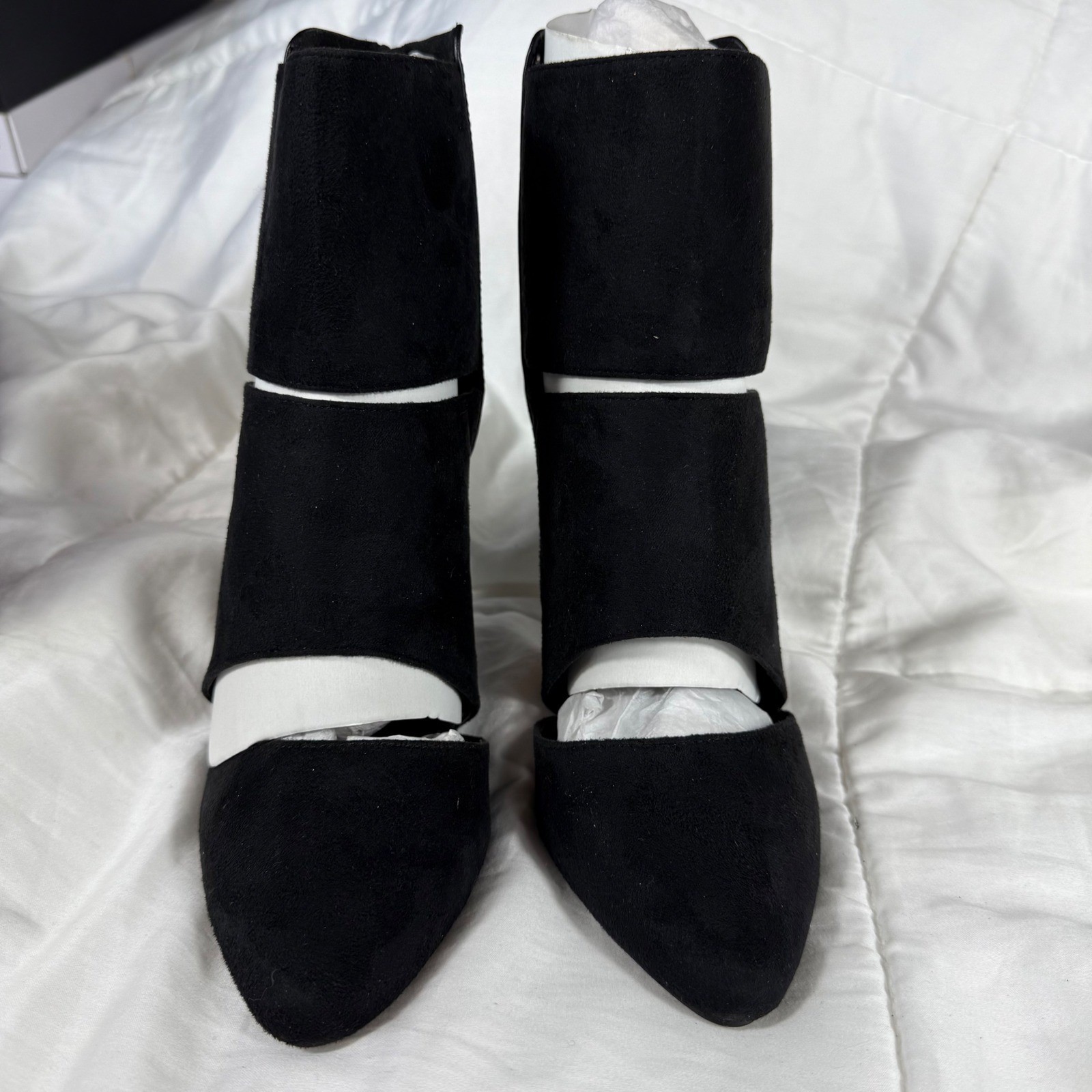 NIB Paprika Ainsley Black Cutout Ankle Boots Stiletto Heel Women’s Size 8.5M