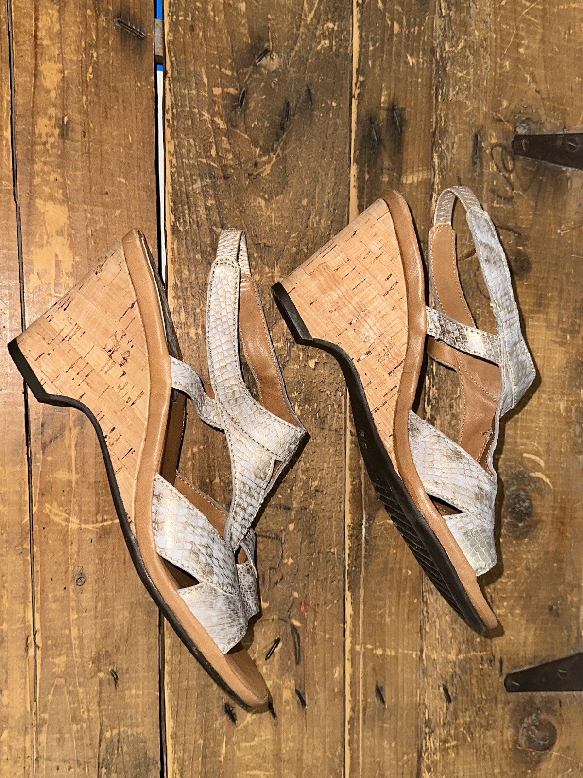The Flexx Cutout Metallic Leather Embossed Snakeskin Pattern Cork Wedge-Size 6.5