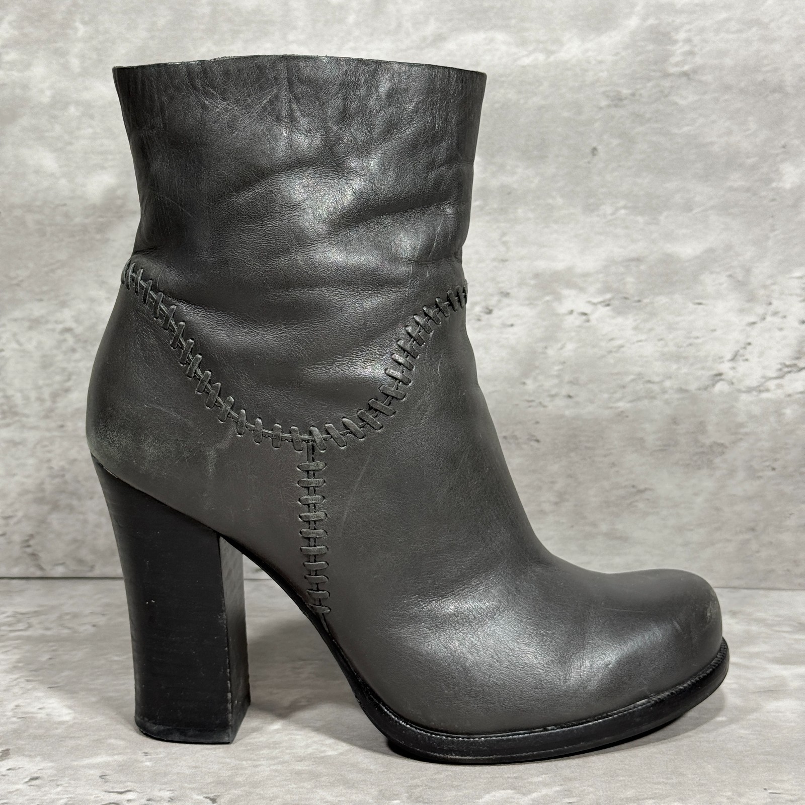 Kork-Ease Vallery Stitched Leather Heeled Gray Ankle Boots Side Zip Women’s 8