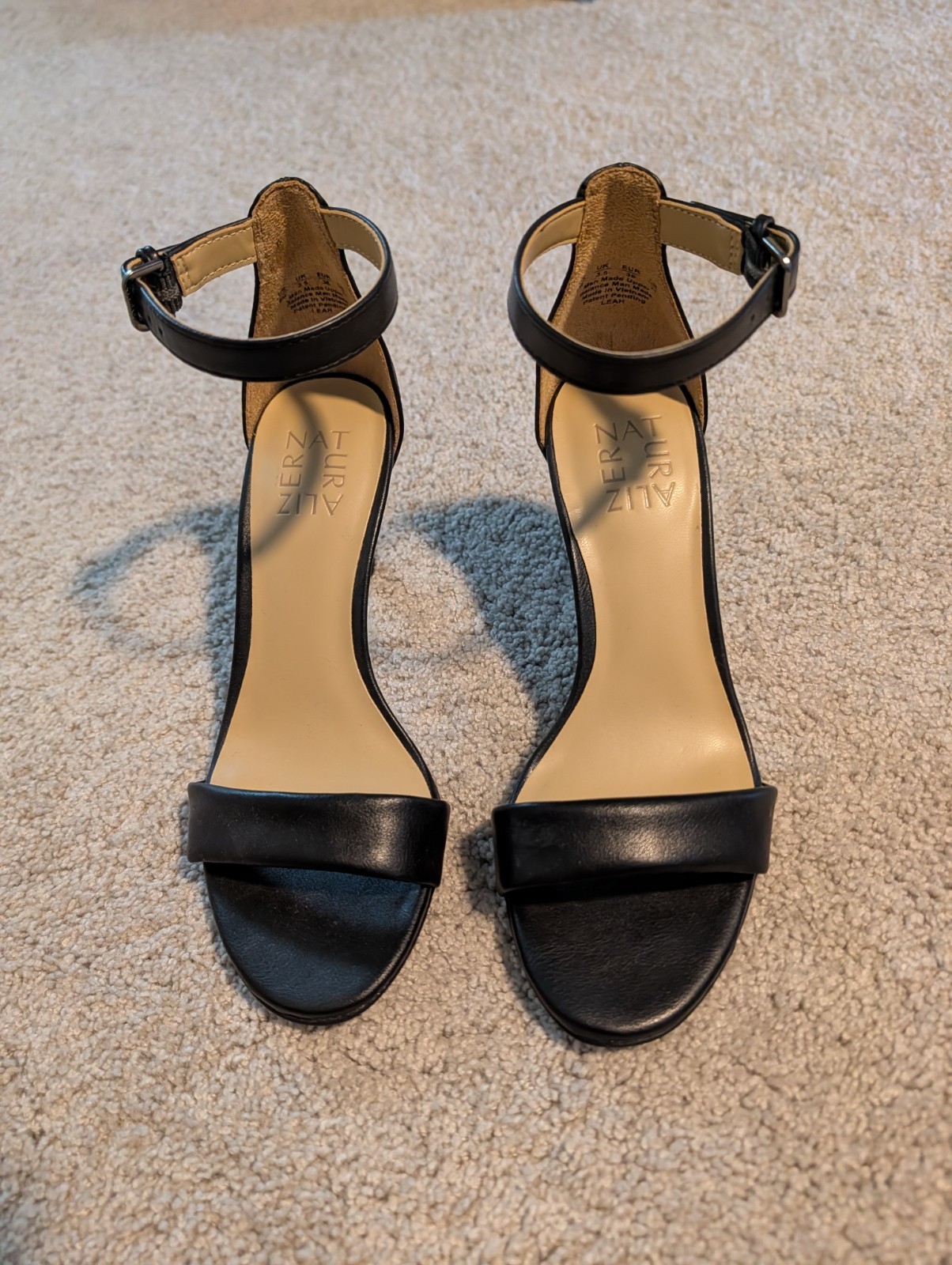 NWOT Naturalizer Vegan Black Leather High Heeled Sandals – Size 6
