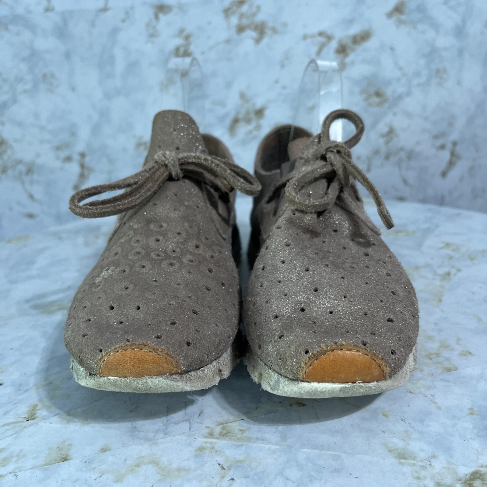 OTBT Lunar Women’s Size 8M Shoes Beige Suede Comfort Trainer Fashion Sneakers