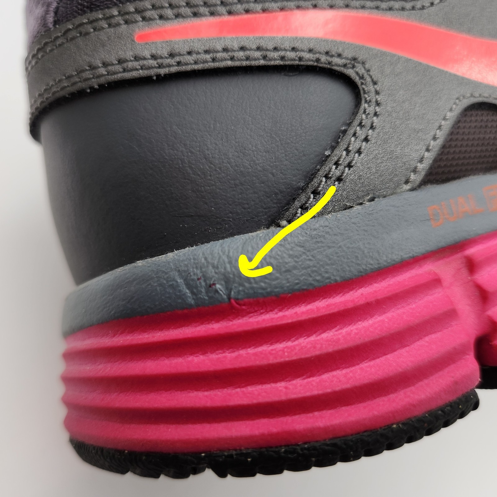 Nike Dual Fusion ST 2 454240-066 Women 8 Shoes Gray Pink Low Top Running Sneaker