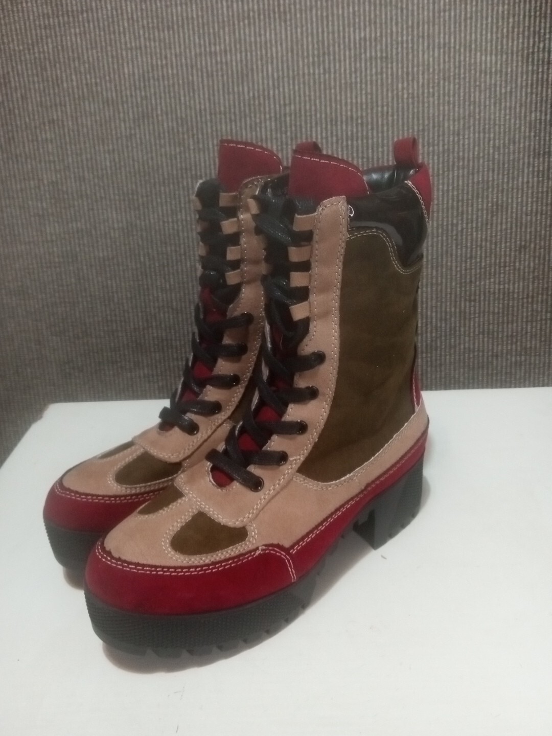 Rouge Boot 2.5 In Super Sexy Side Zip Front Lace Women’s sz 6.5