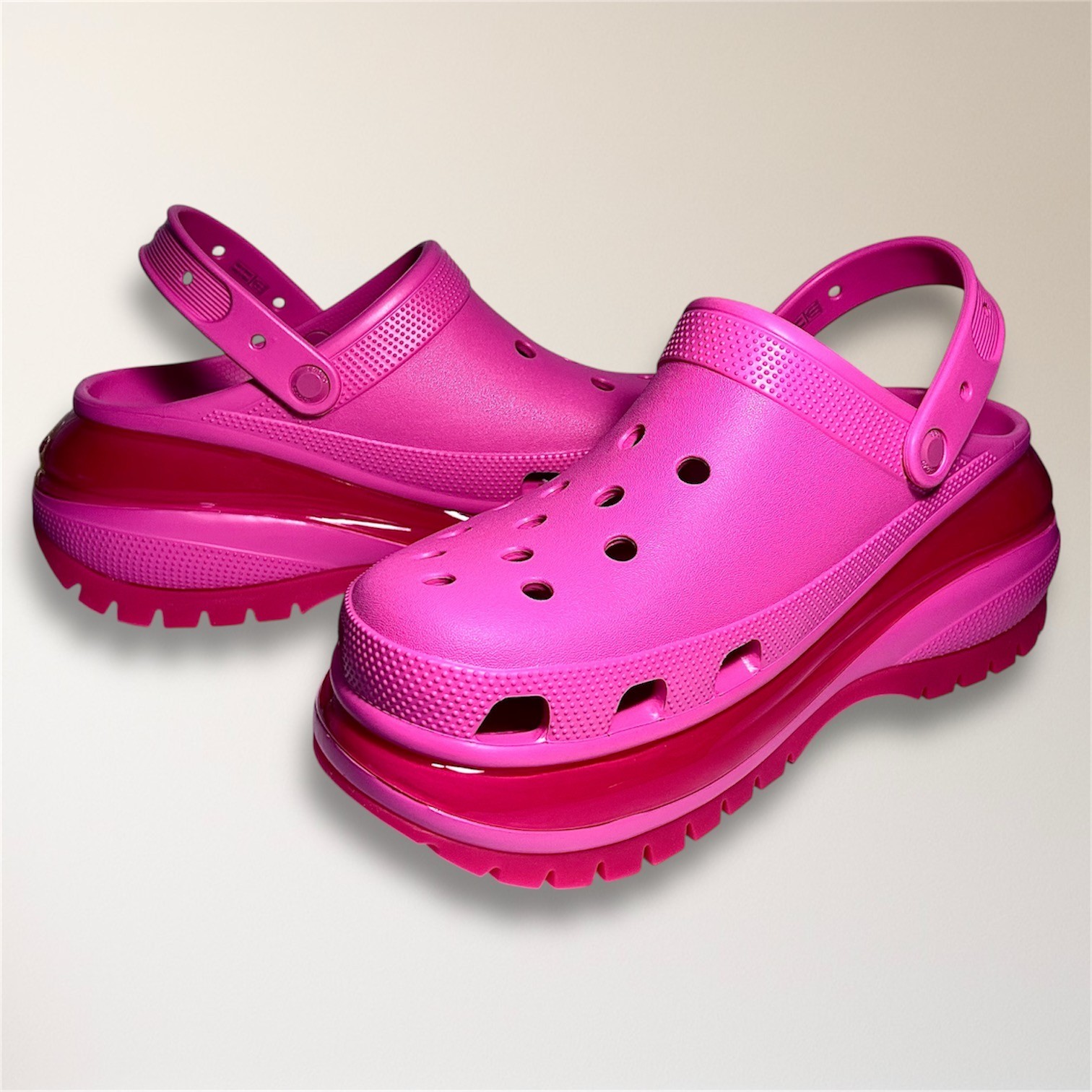 Crocs Mega Crush Platform Clog Juice Pink Comfort Casual Womens 15 Travel Barbie