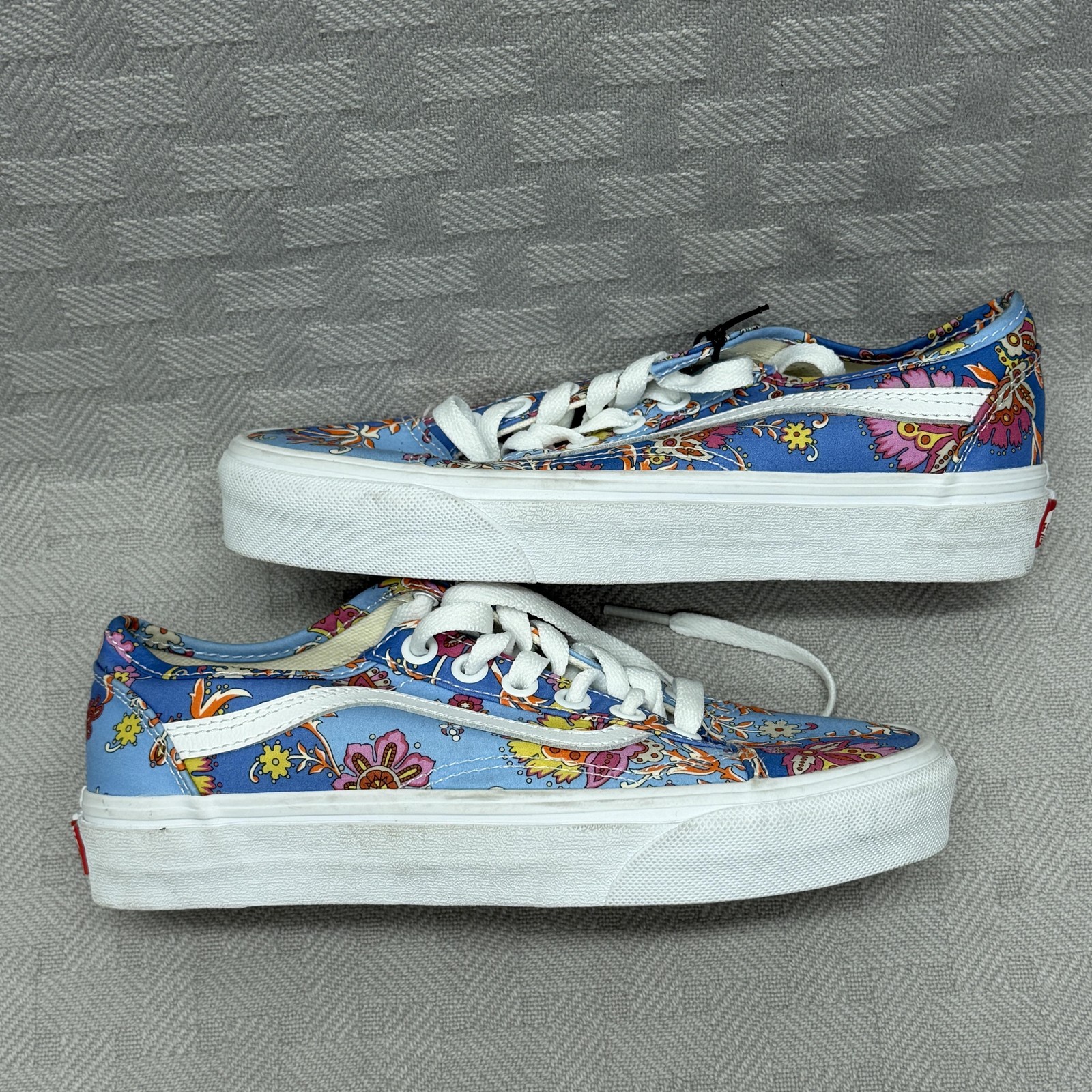 Vans Shoes Womens Size 5 Multicolor Floral Canvas Old Skool Low Top Sneakers