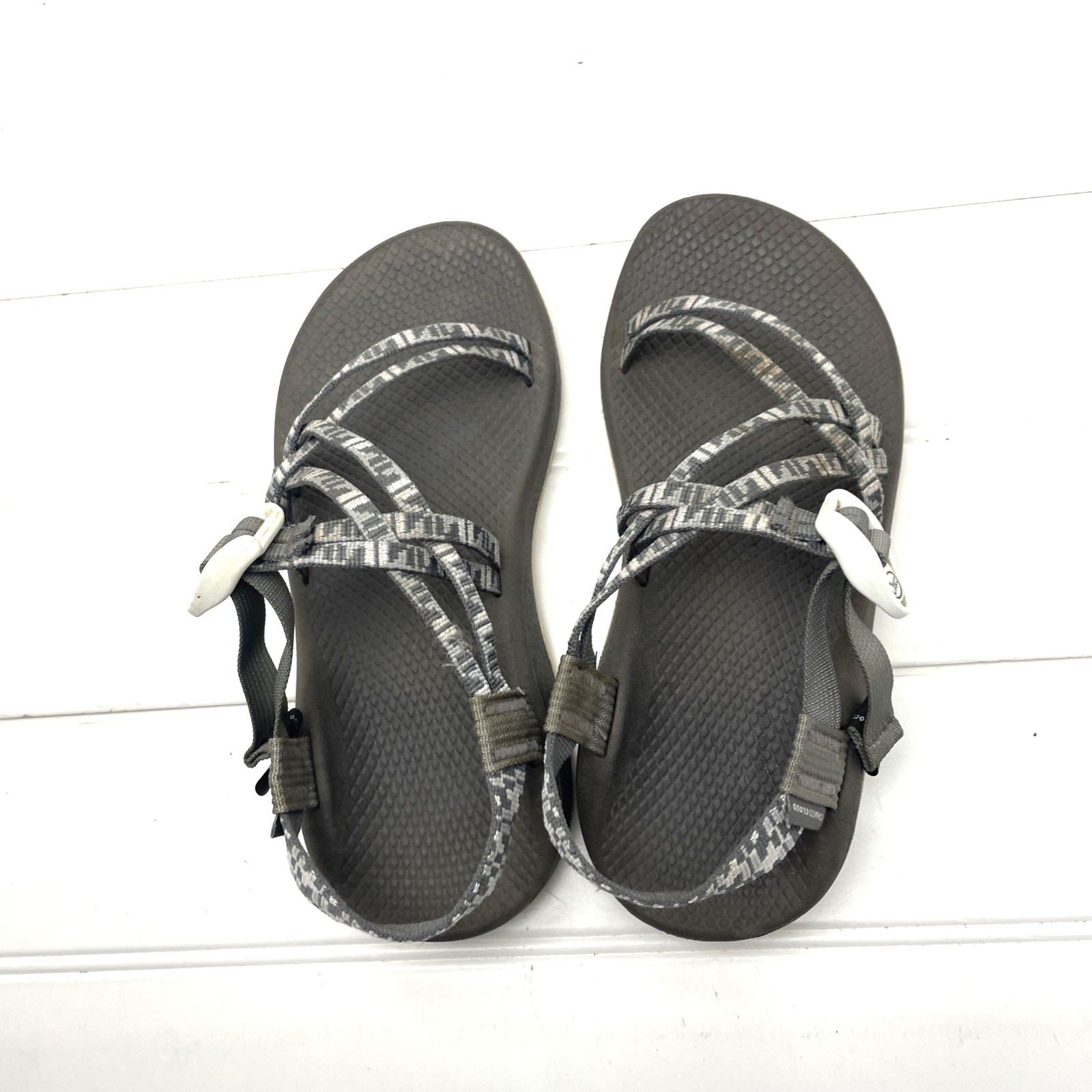 Chaco Z Cloud X2 Strappy Sandals Grey Black White Hiking Beach Women’s 8