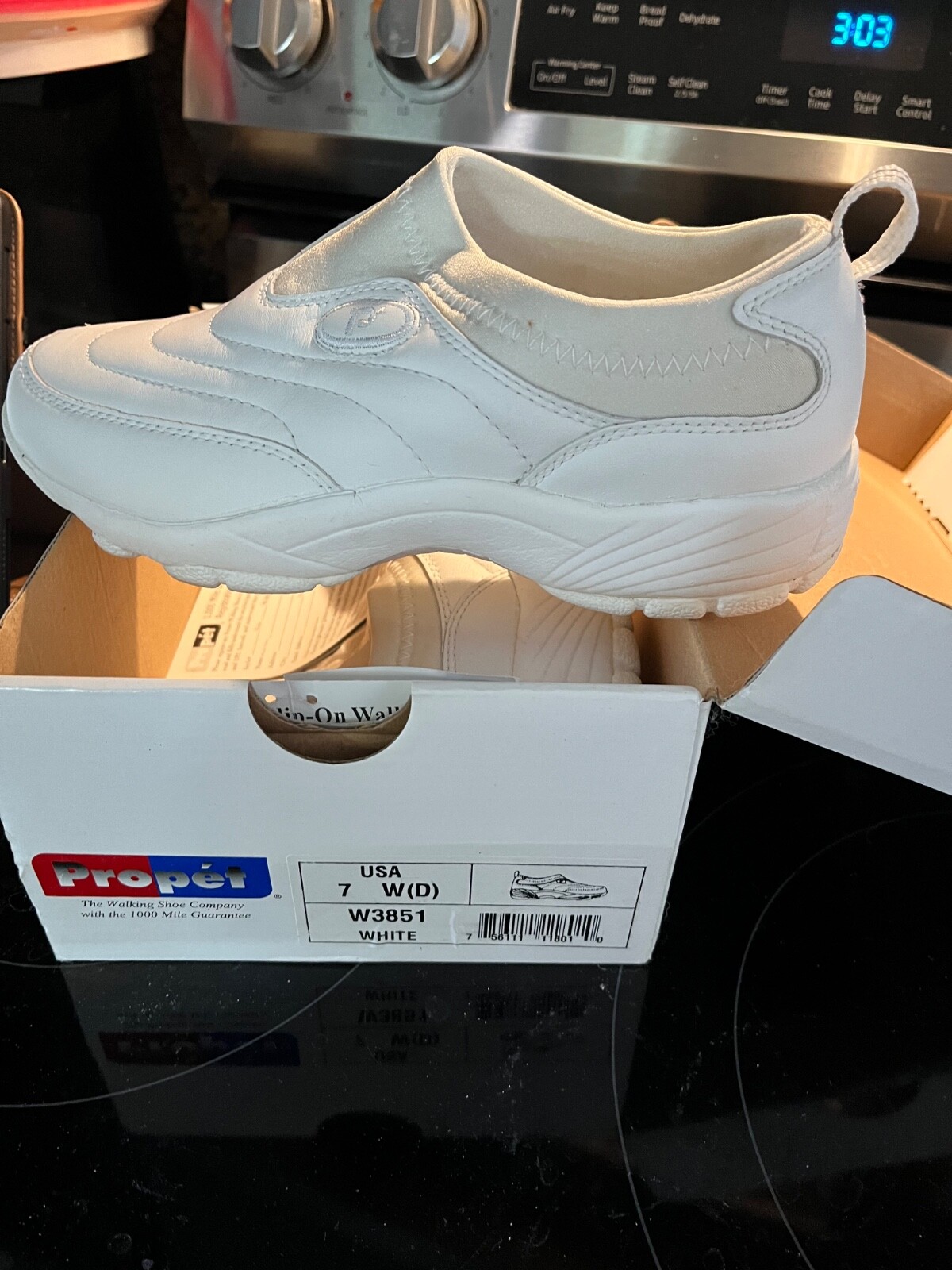 propet walking shoes women