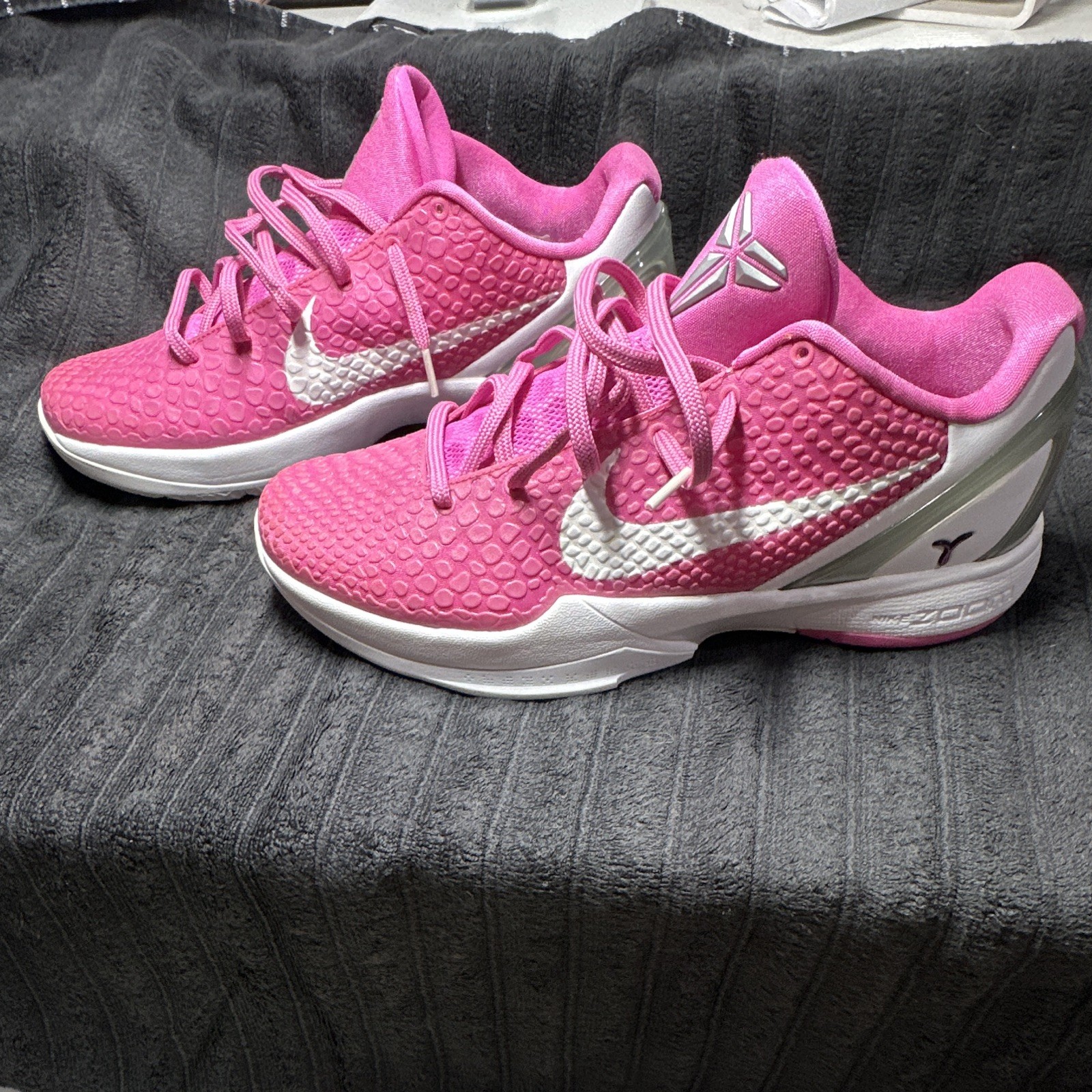 Nike Zoom Kobe 6 Think Pink Women’s Low men size 11.5 100000000% authentic
