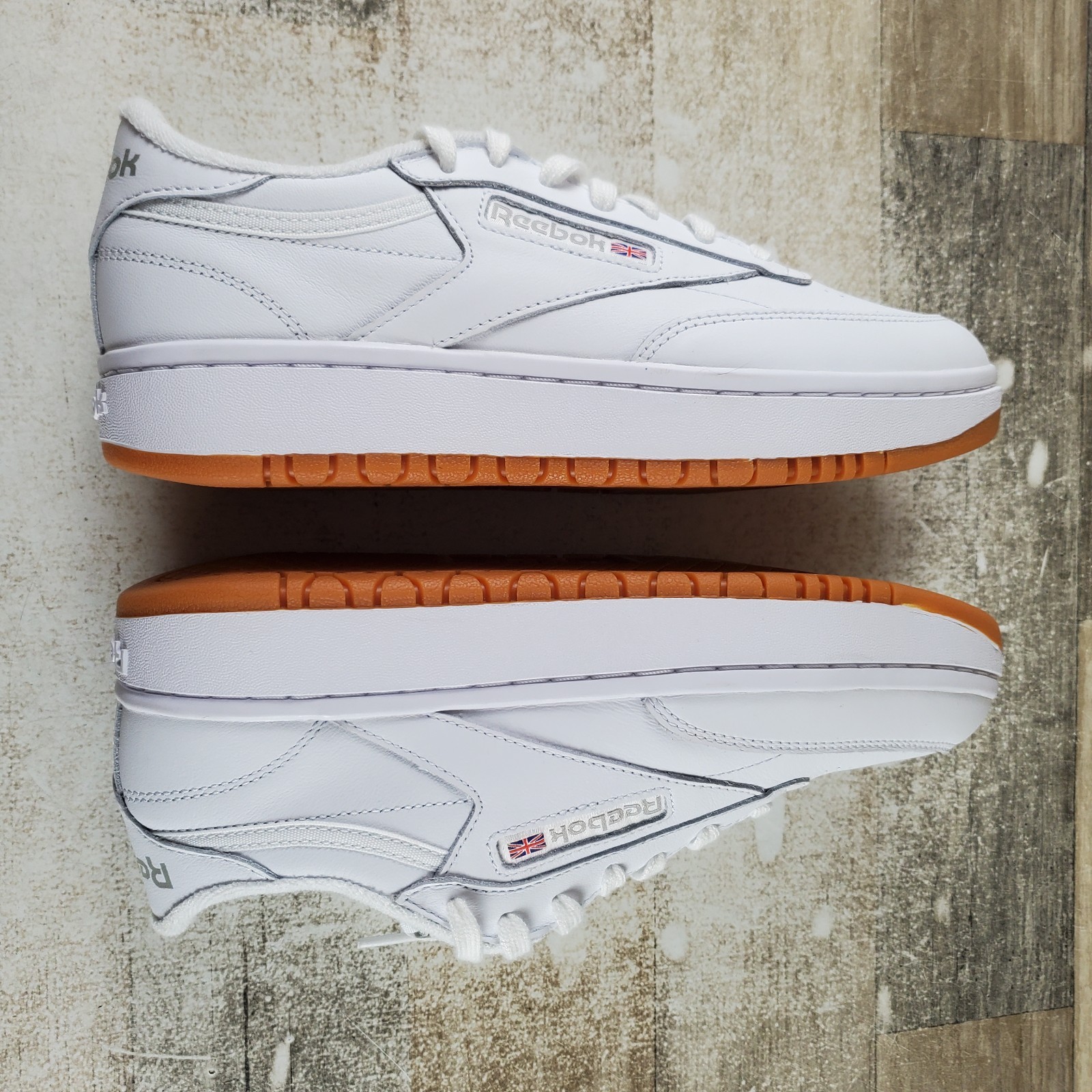 Reebok Lifestyle Club C Double Womens Shoes Sz 8.5 B White Gum Leather Sneakers