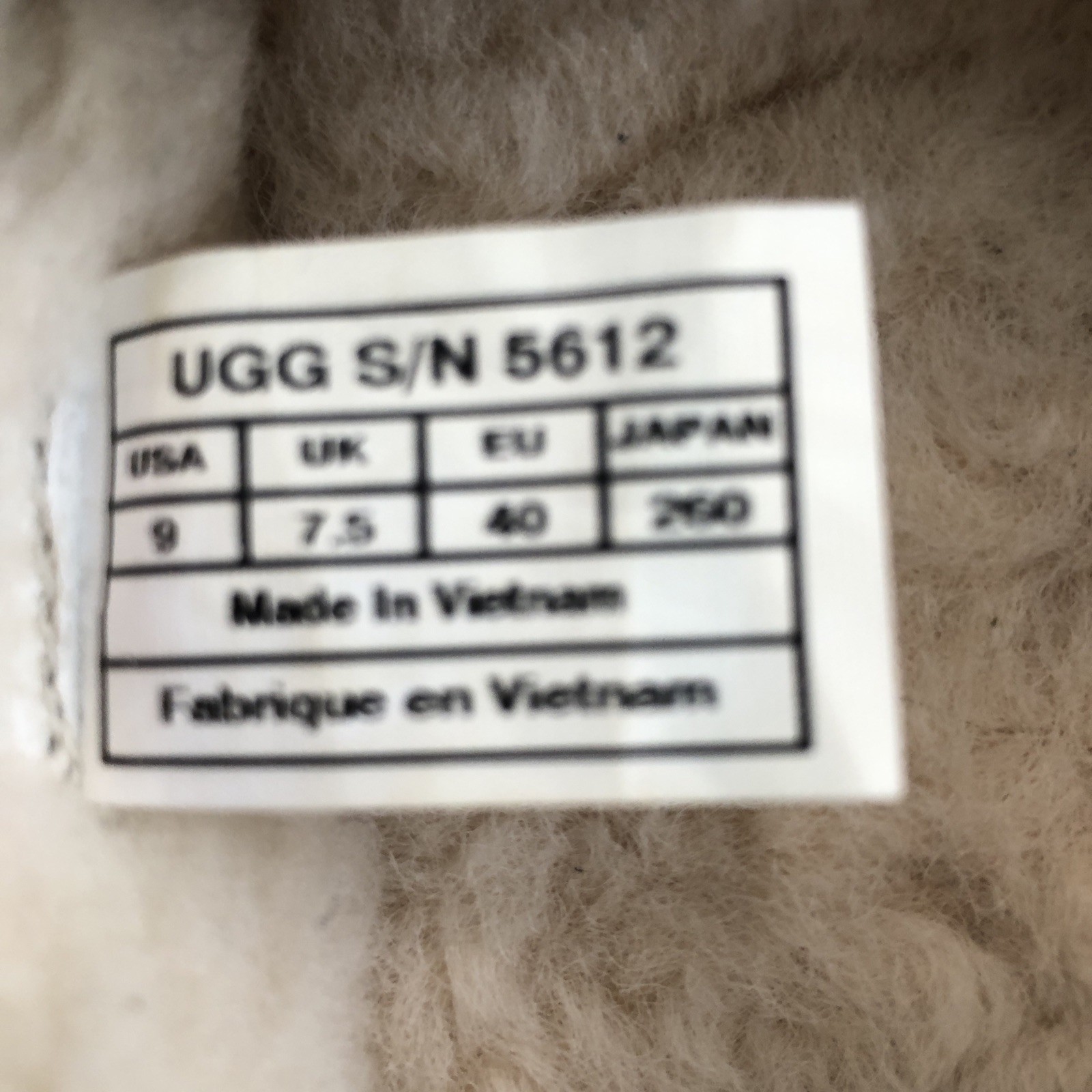 UGG Dakota Suede Sheepskin Moccasin Slippers Women’s Size 9 – Expresso – 5612