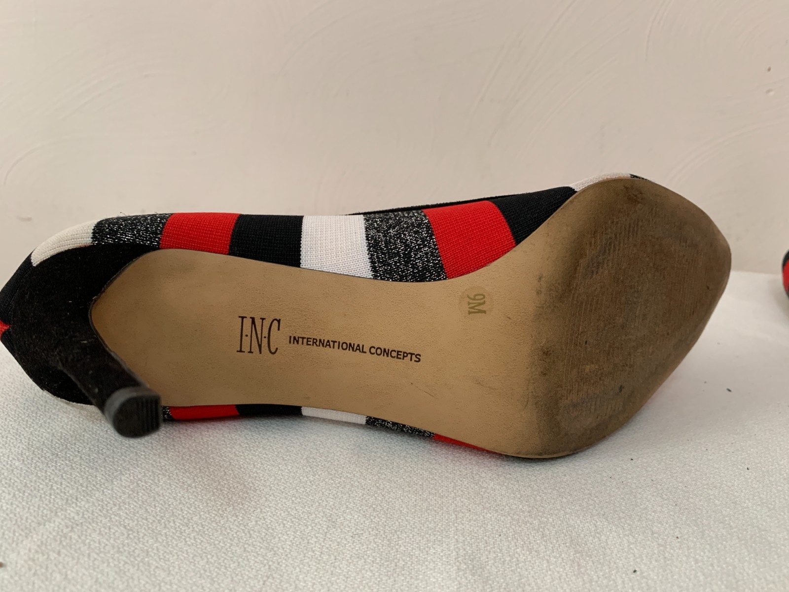 INC Women’s Size 9M Black, Gray, Red Fabric Covered Stilletos With Sparkle