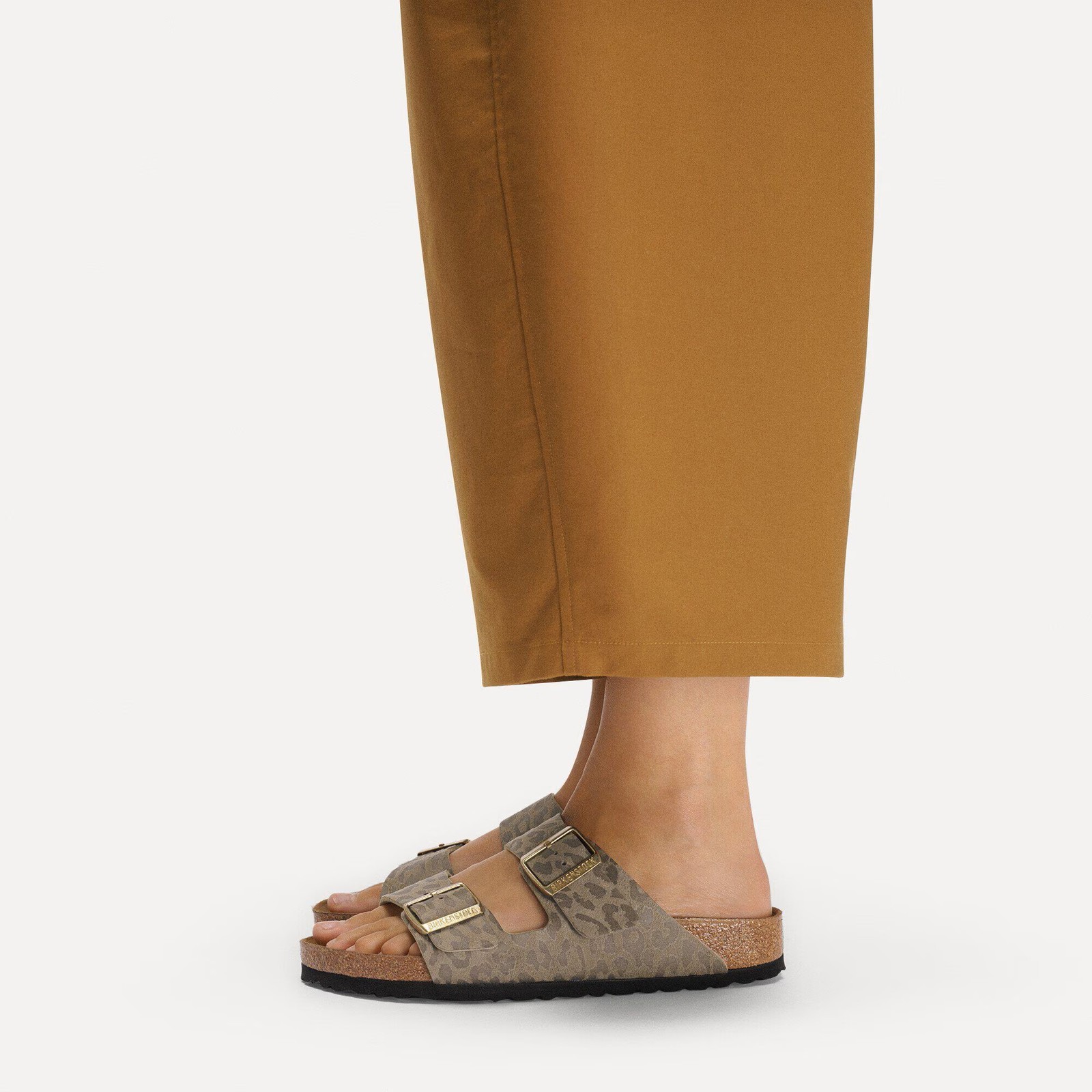BIRKENSTOCK ARIZONA LEO GRAY TAUPE MEDIUM/NARROW WIDTH SLIDE SANDALS