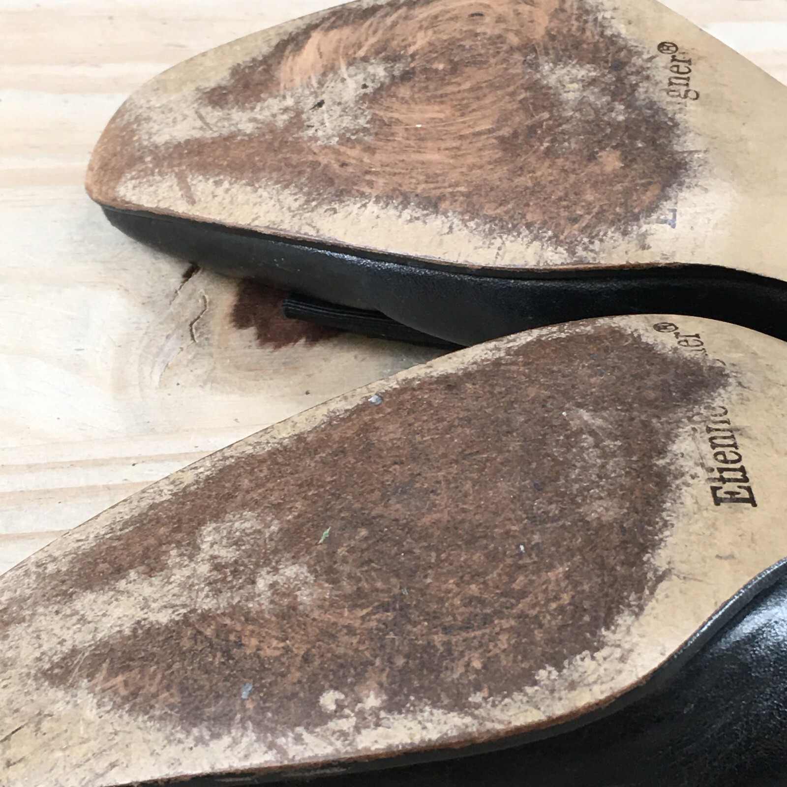 Etienne Aigner Pumps Womens 6.5N Black Savannah Slip On Casual Comfort Leather