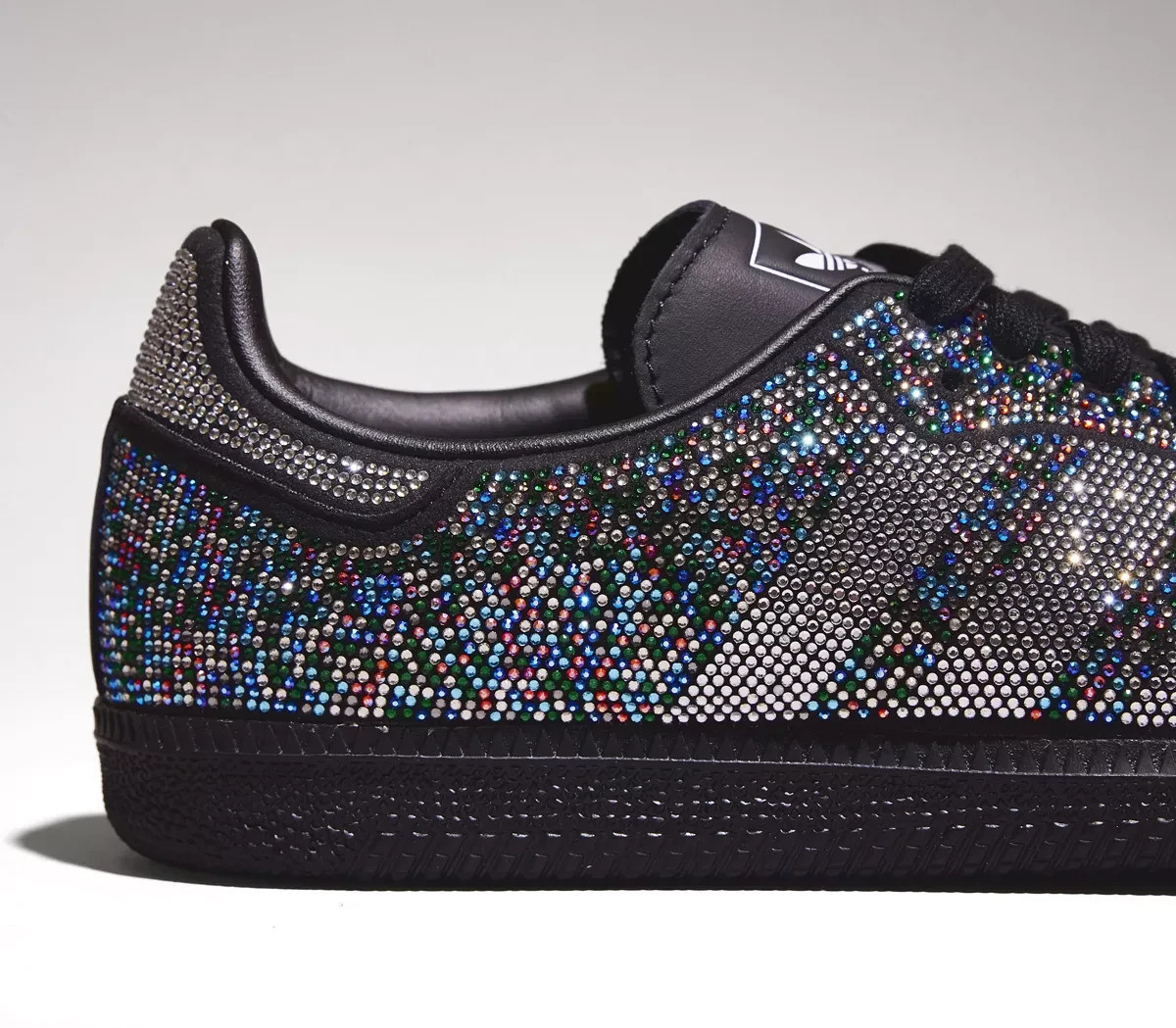 Adidas Originals Women’s SAMBA OG SHOES in Black Silver Rhinestone