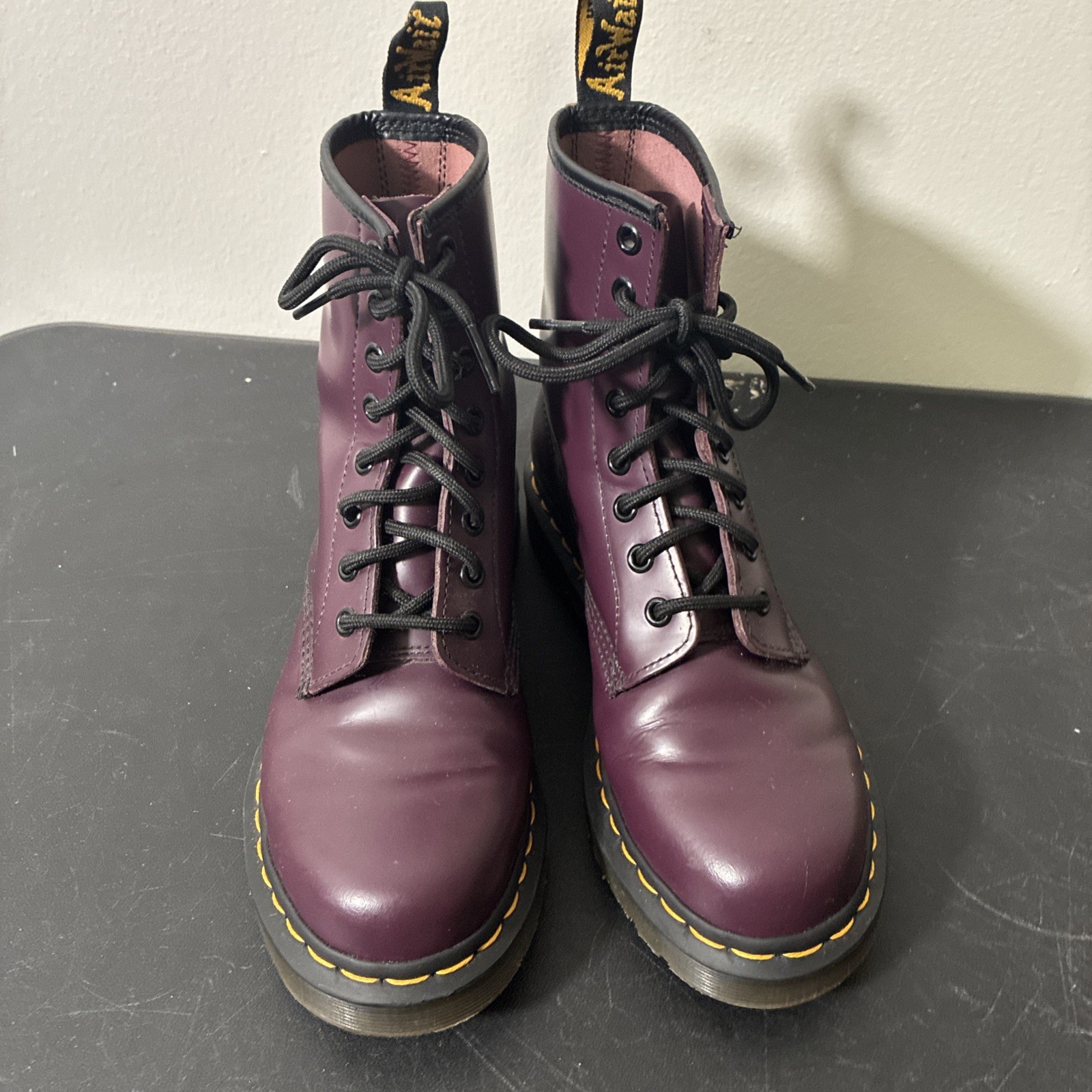 Dr. Martens Pascal Women’s Ankle Boots Smooth Purple 8-Eye Lace-Up Air Wair Sz 7