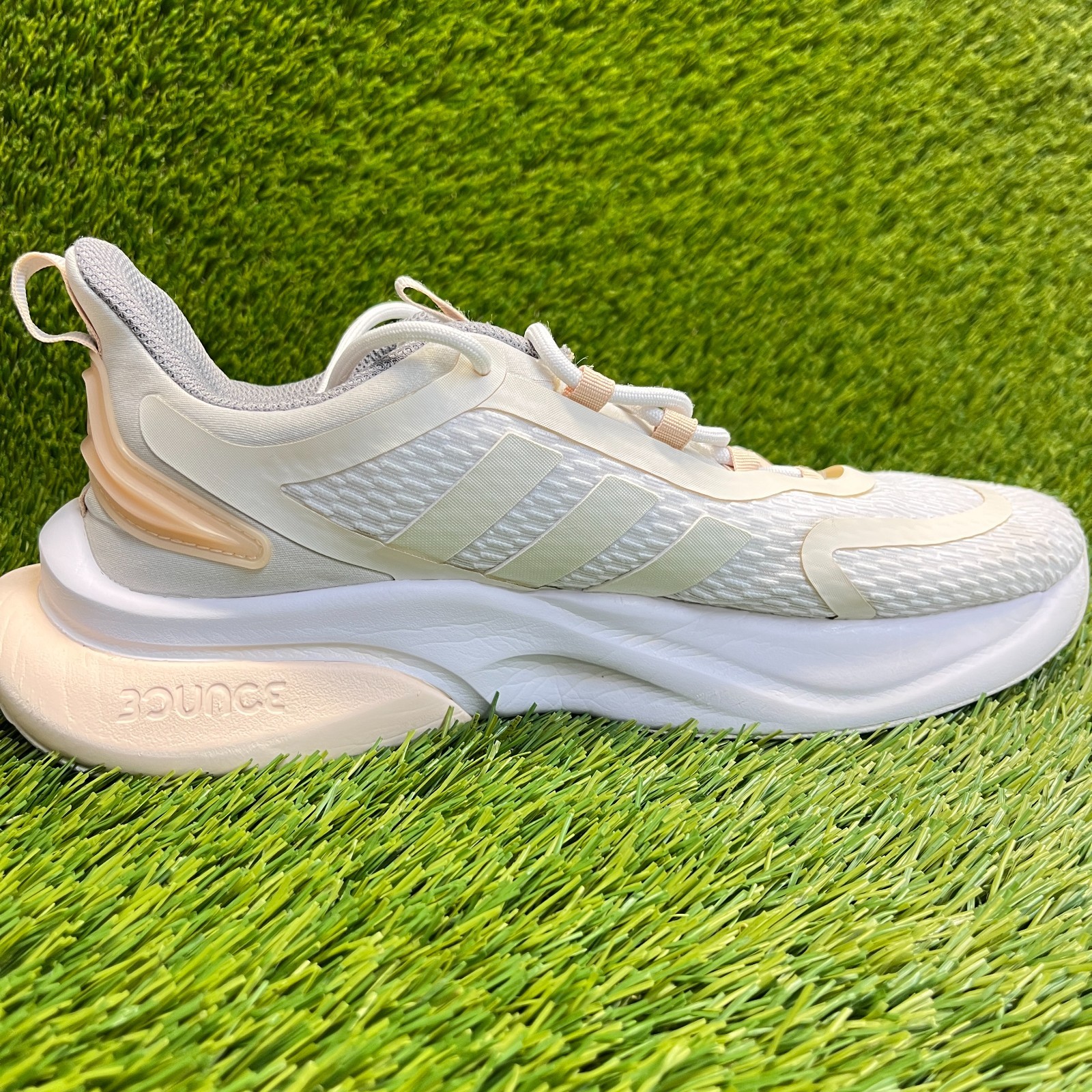Adidas AlphaBounce+ Low Womens Size 9 White Gray Athletic Running Shoes Sneakers