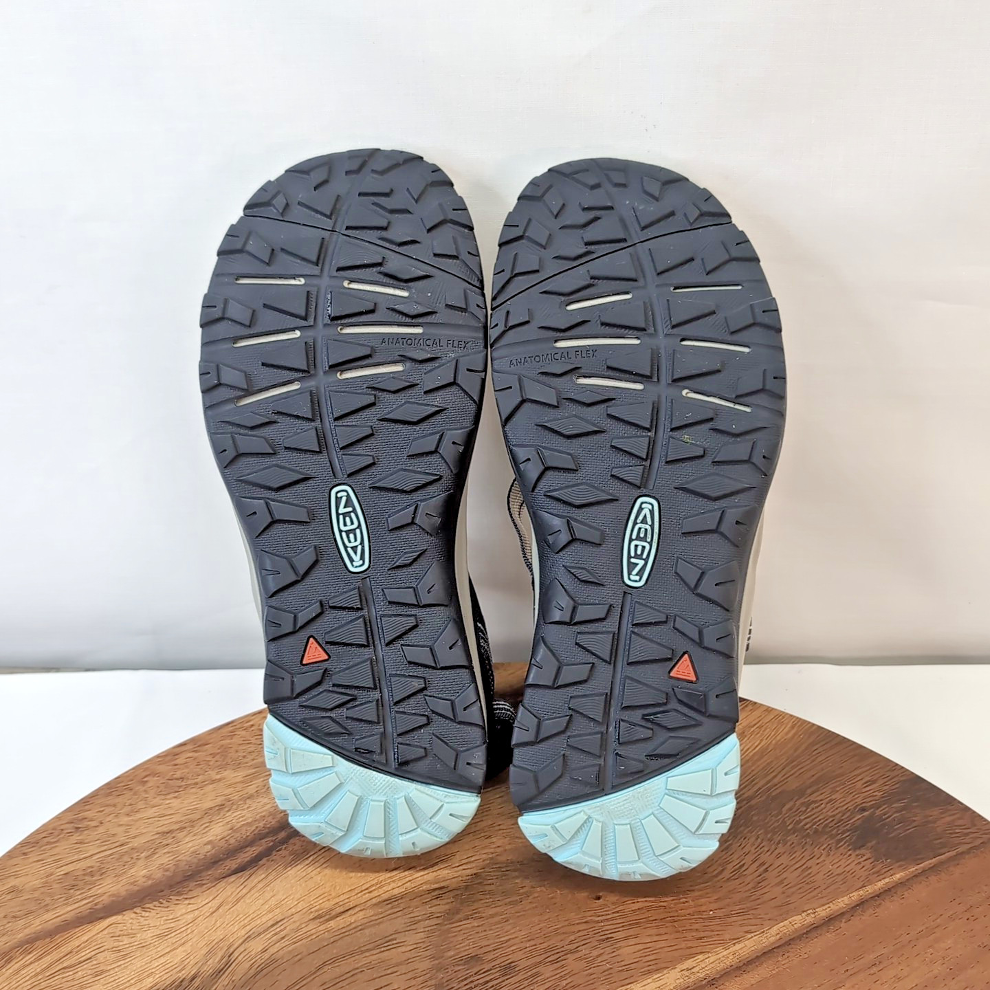 Keen Terradora II 2 Toe Post Sandals Women’s 7.5 Blue Gray Water Flipflops