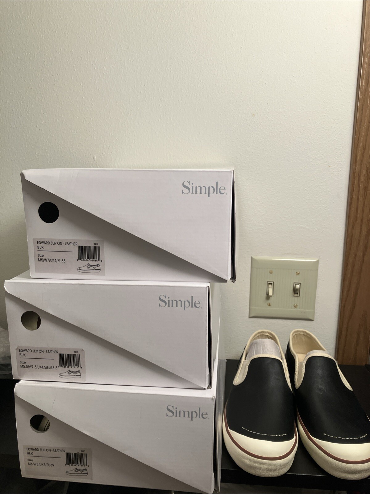 Twilight Bella Swan Simple Edward (Retire Re-release) NIB 7.5, or 8