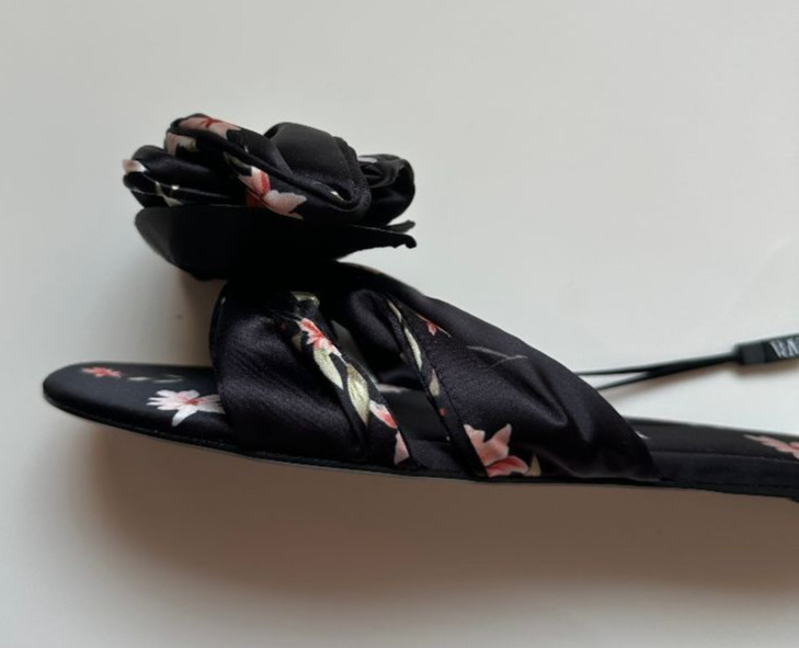 NWT Zara Multi-Color Flat Sandals With Bow EURO Size 42/US Size 11