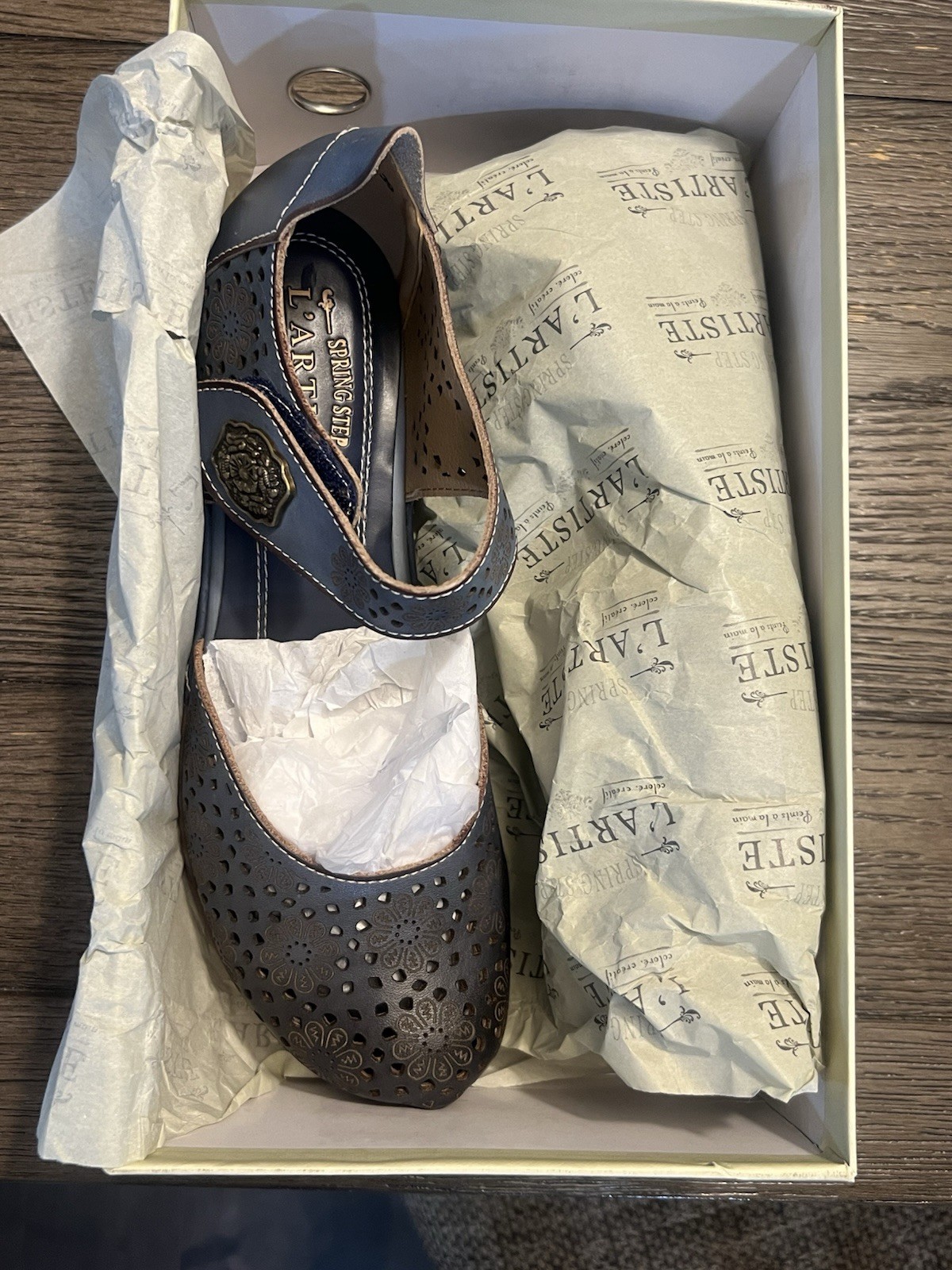 L’Artiste Americana-N Mary Jane Flat Blue Floral Leather Hook & Loop US 8.5