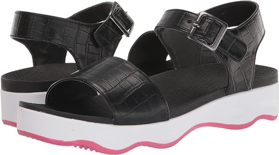 Muk Luks Roller Skate Platform Sandals 8 Black White Slip On Casual Travel Y2k
