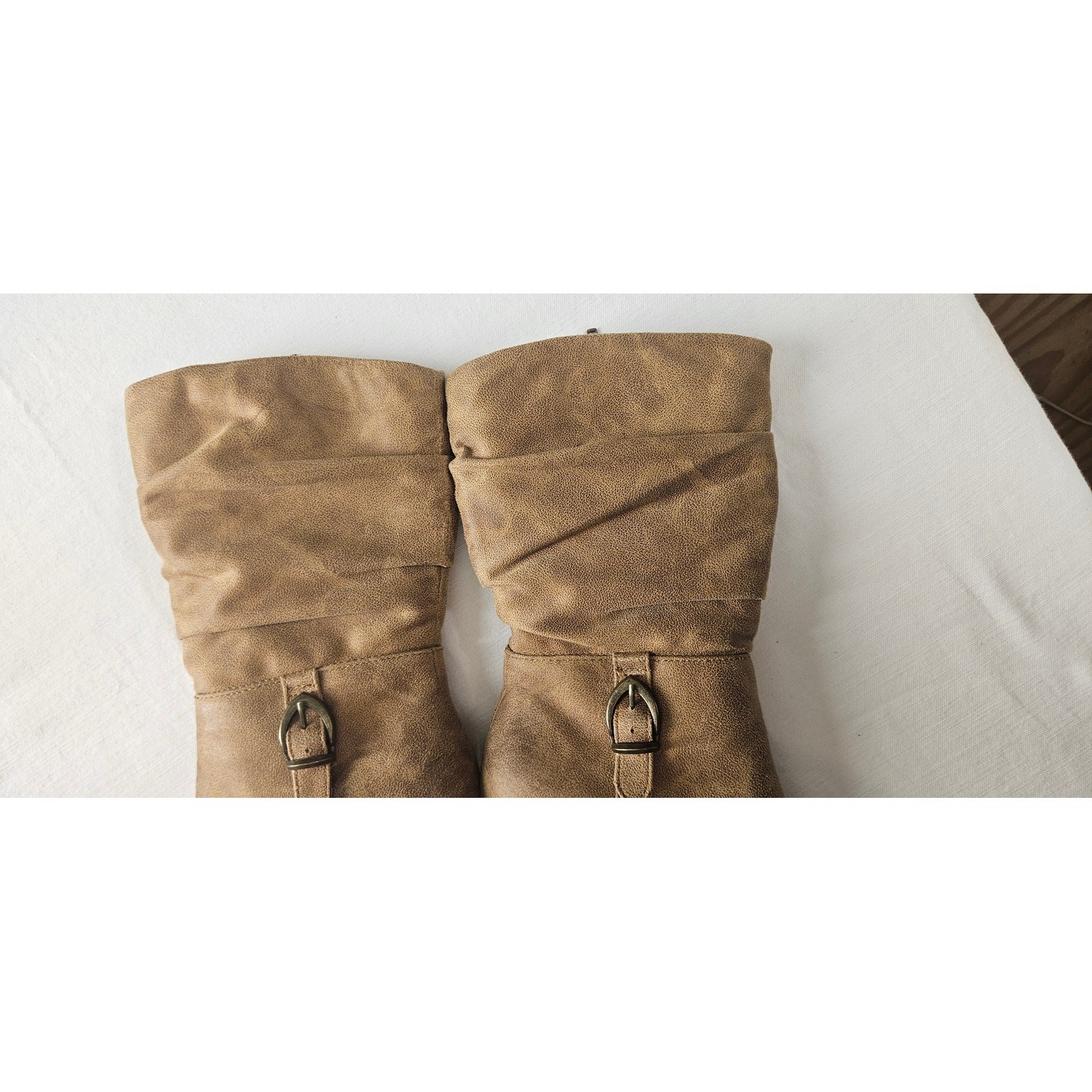Baretraps Cheyenne Tan Brown Slouchy Mid Calf Buckle Block Heel Boots Womens 6M
