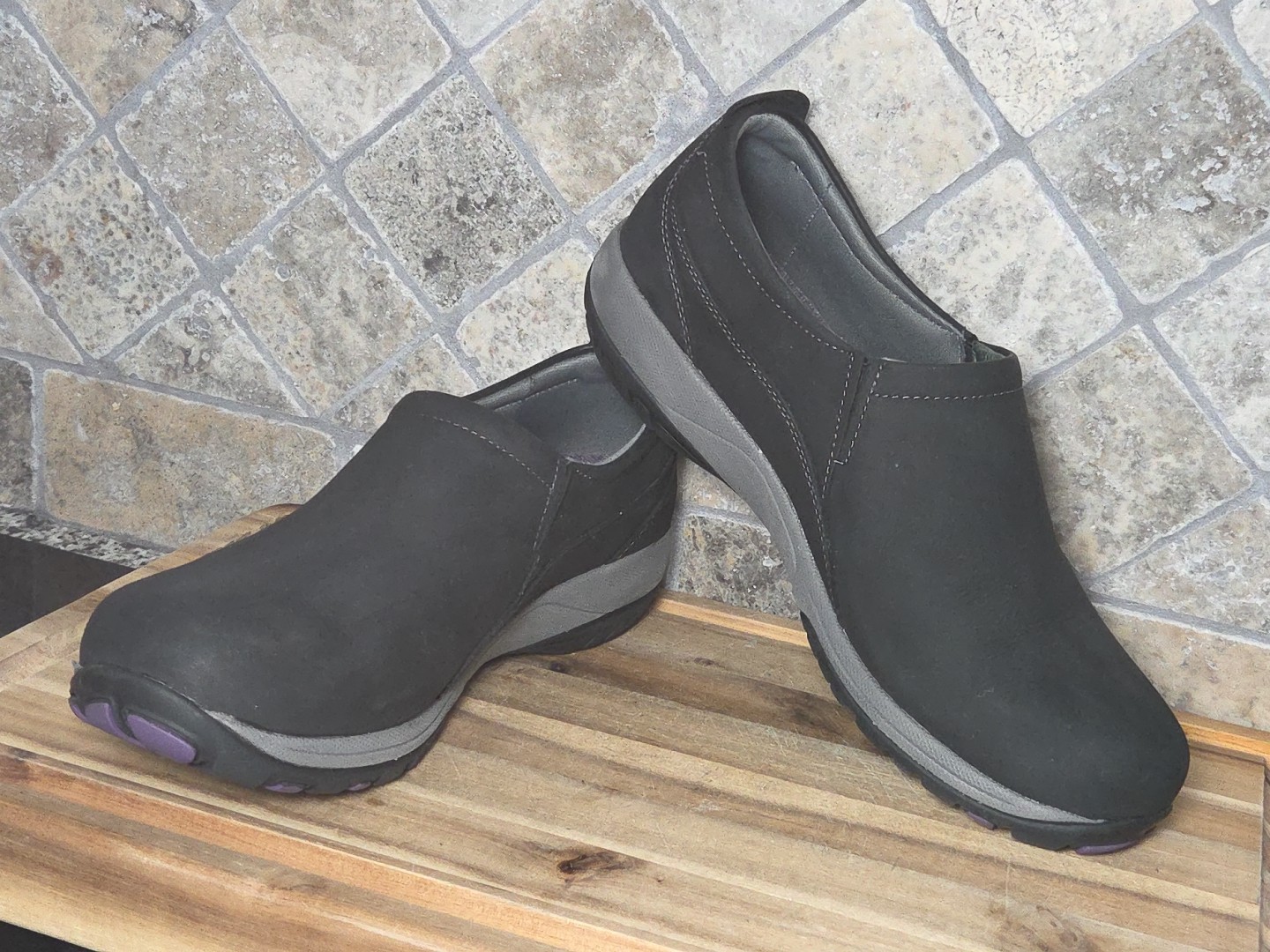 Dansko Patti Women’s Waterproof Casual Shoes Black Milled Nubuck Size 11.5-12 M