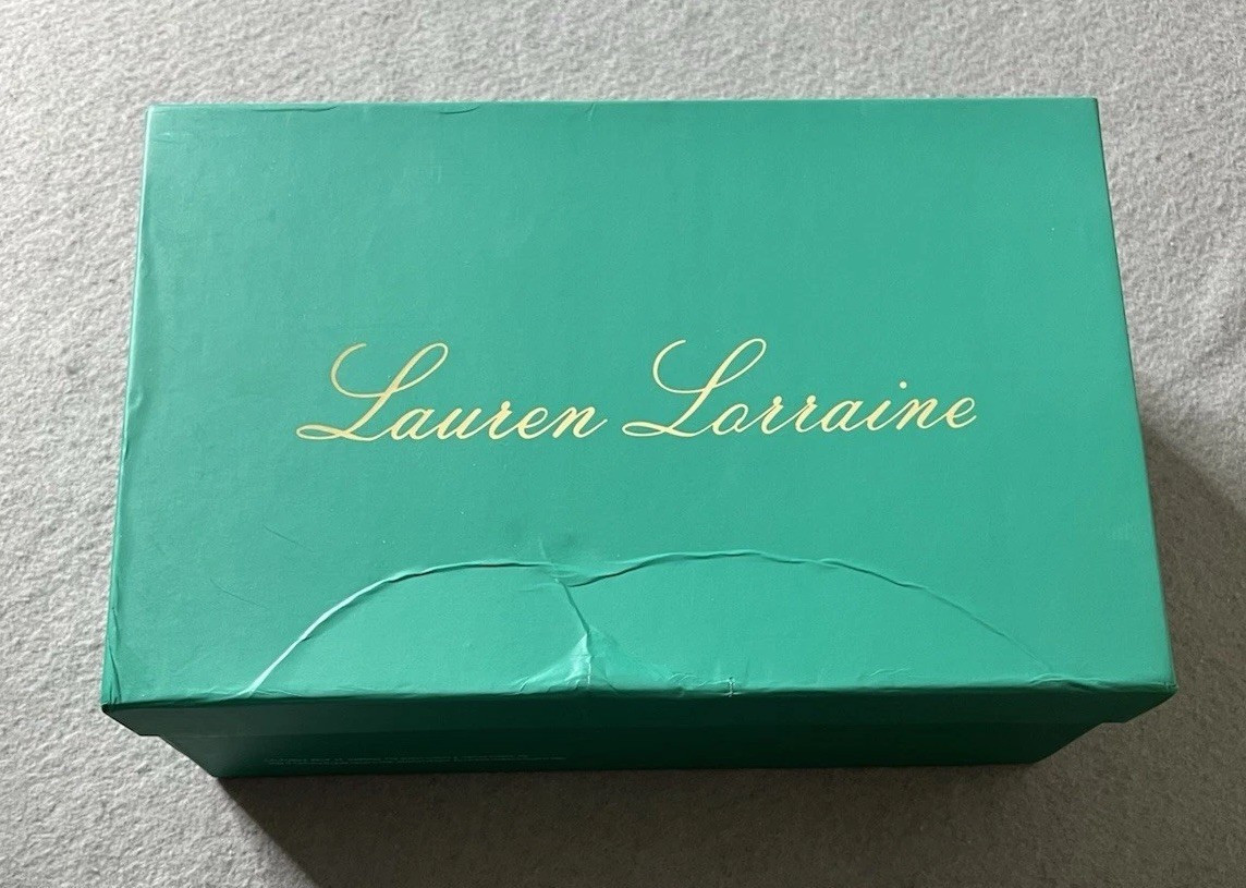 NEW Lauren Lorraine Sneakers Pam Women’s 9 White Gems Lace-up Casual Everyday