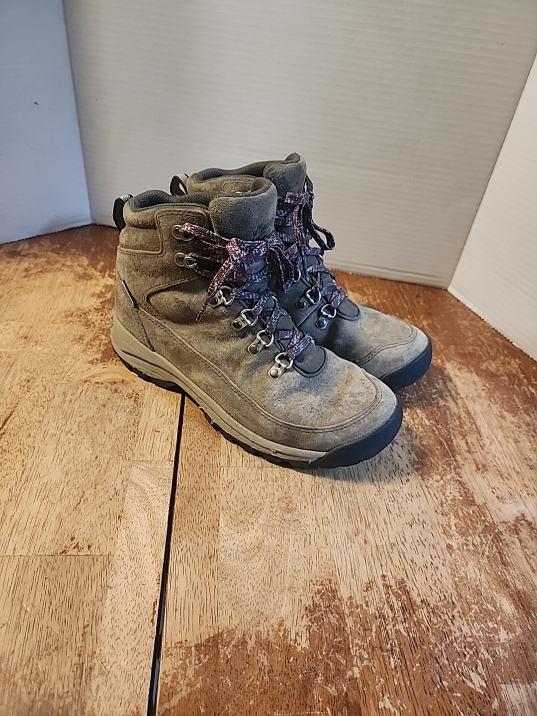 Danner Dry Women’s Adrika Ash Boots Size 8 GUC