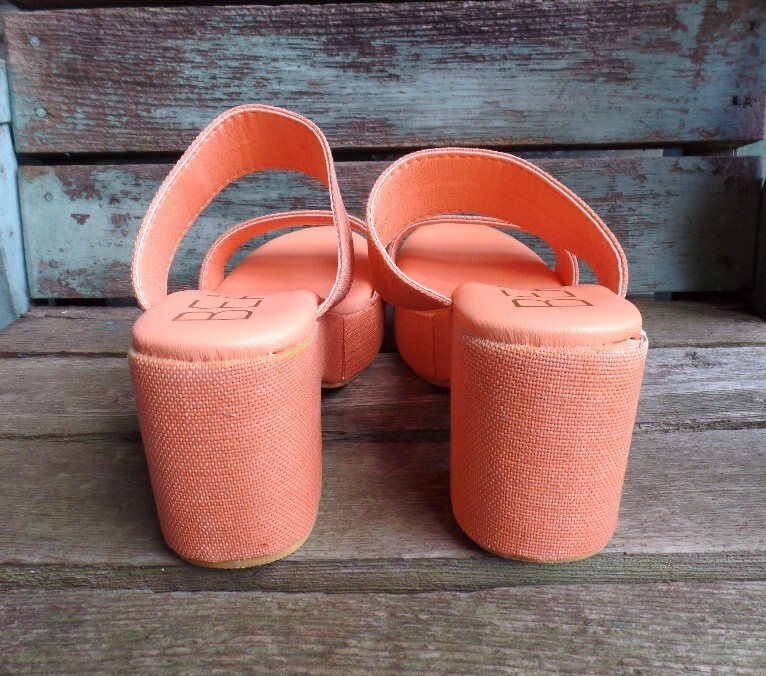 Beach by Matisse Ocean Ave Sandals Orange 9M Slip On Open Toe Slide New!
