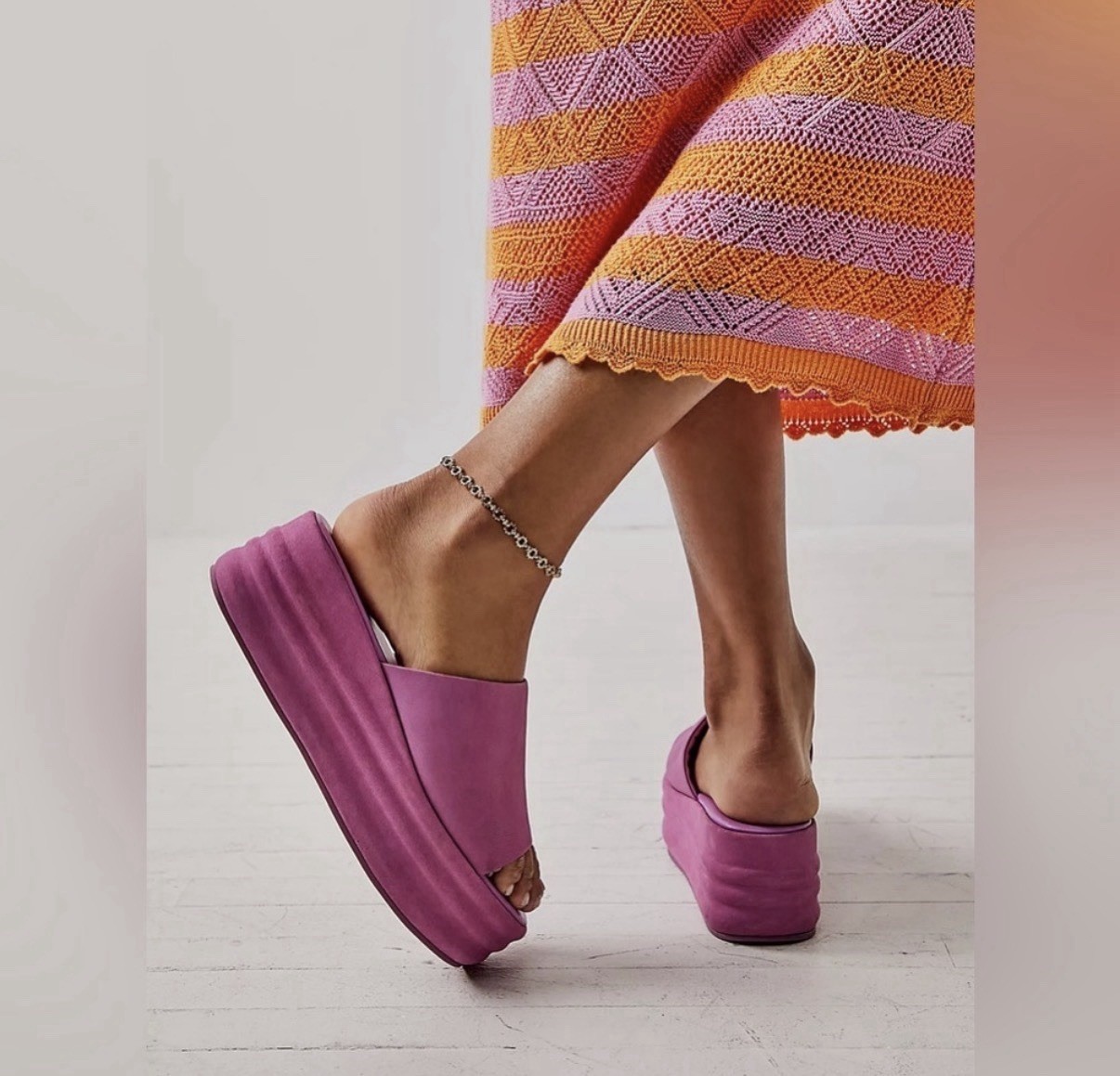 Free People Fuschia Harbor Suede Platform Slide 7.5 NEW