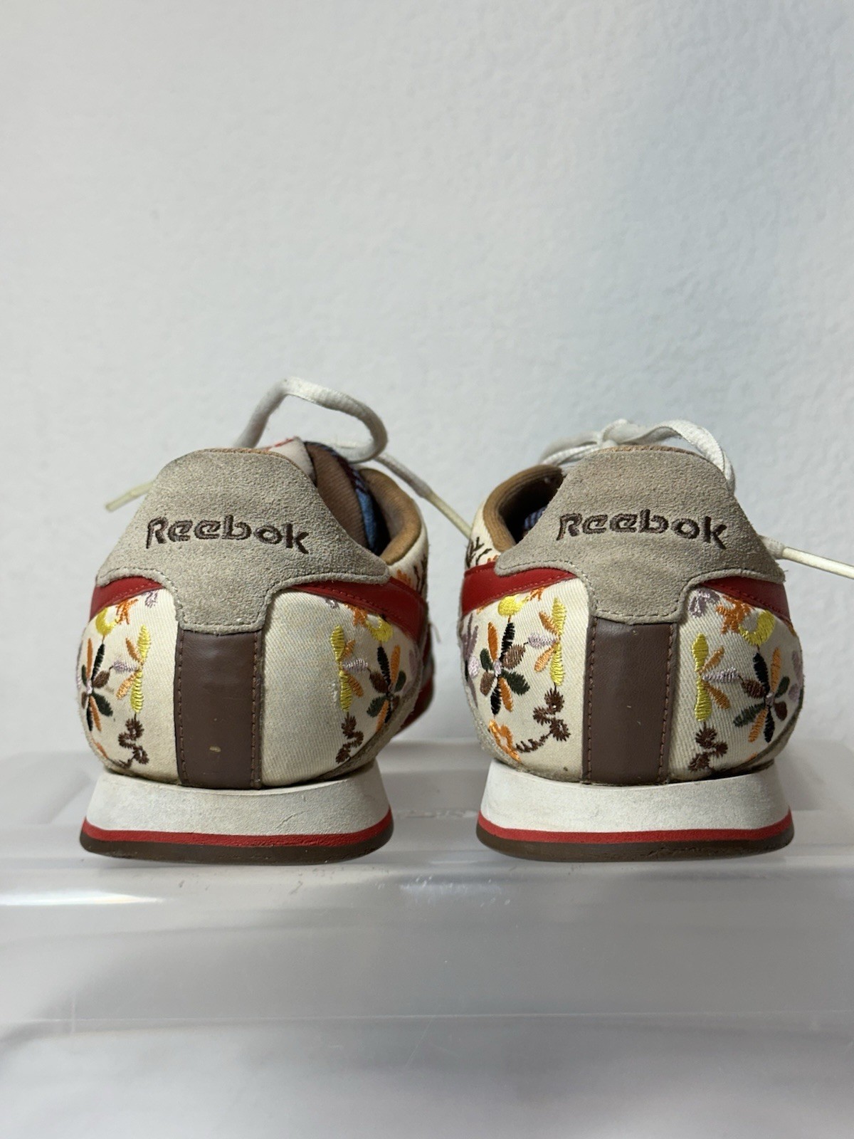 Reebok X Rolland Berry Classics Size 9 Embroidered Floral Preppy City