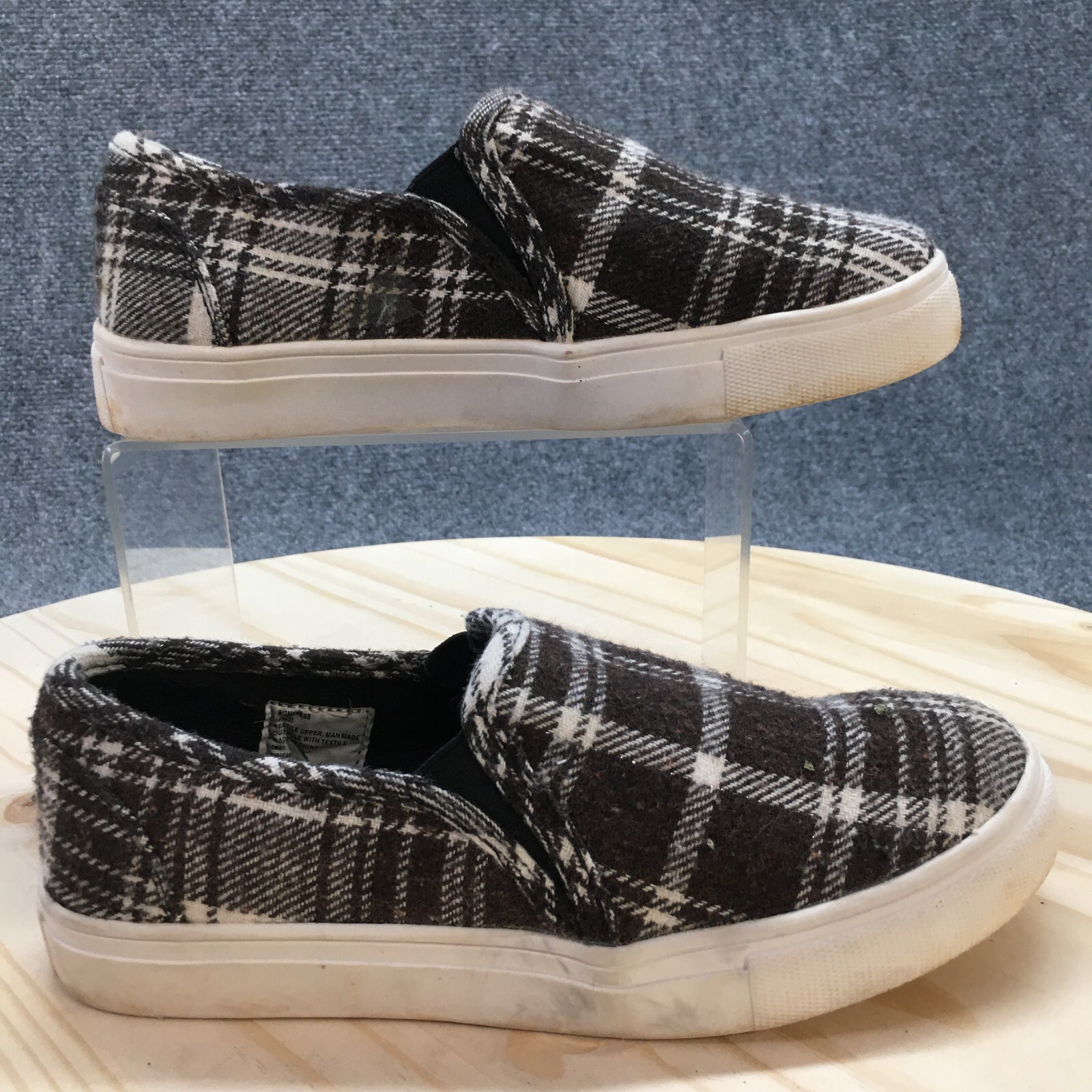 Magellan Outdoors Loafer Women 6B Brown Plaid Slip On Flats Casual Canvas 167635