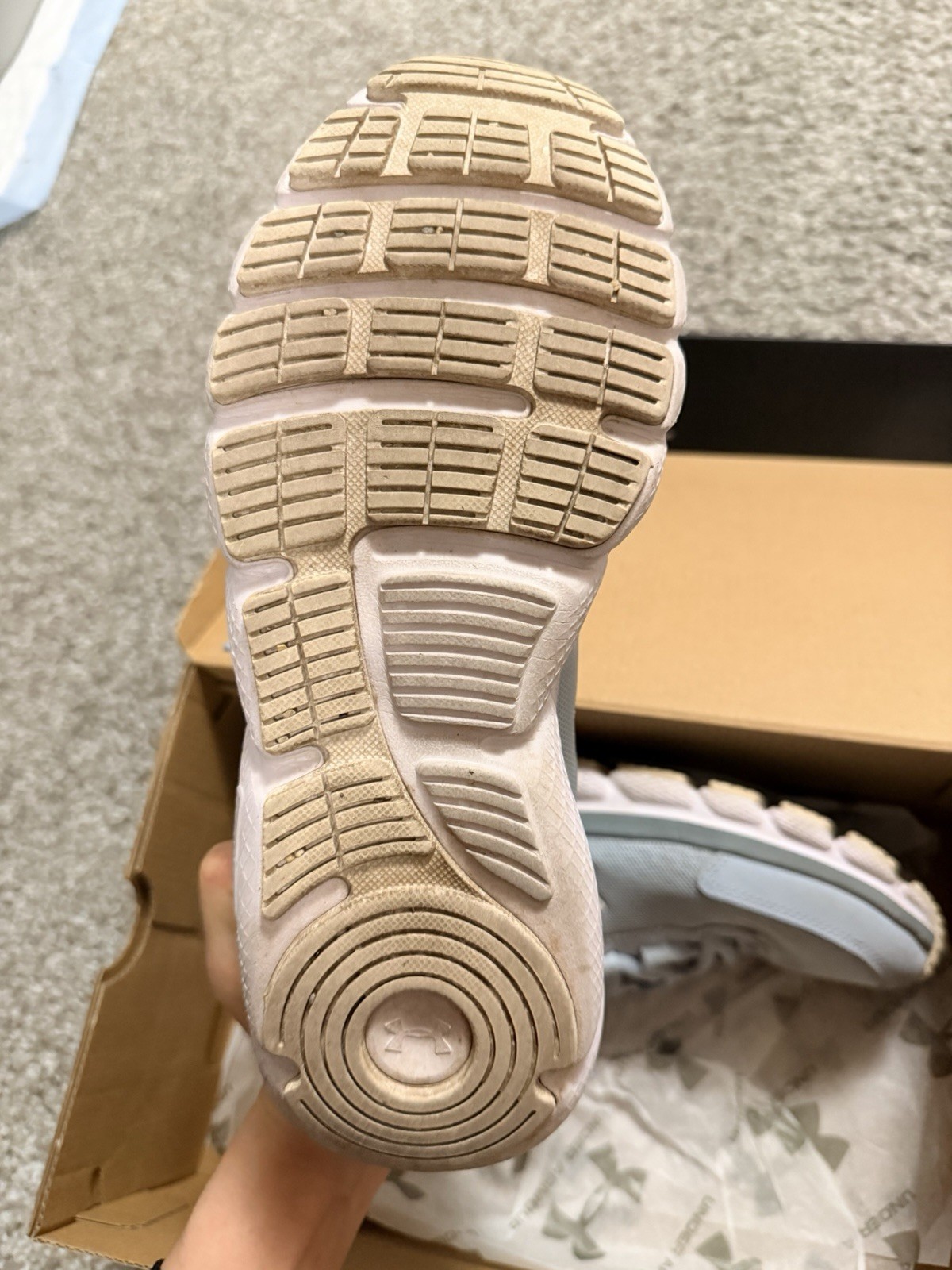 Under Armour Charged Assert 9 – Women’s US 8