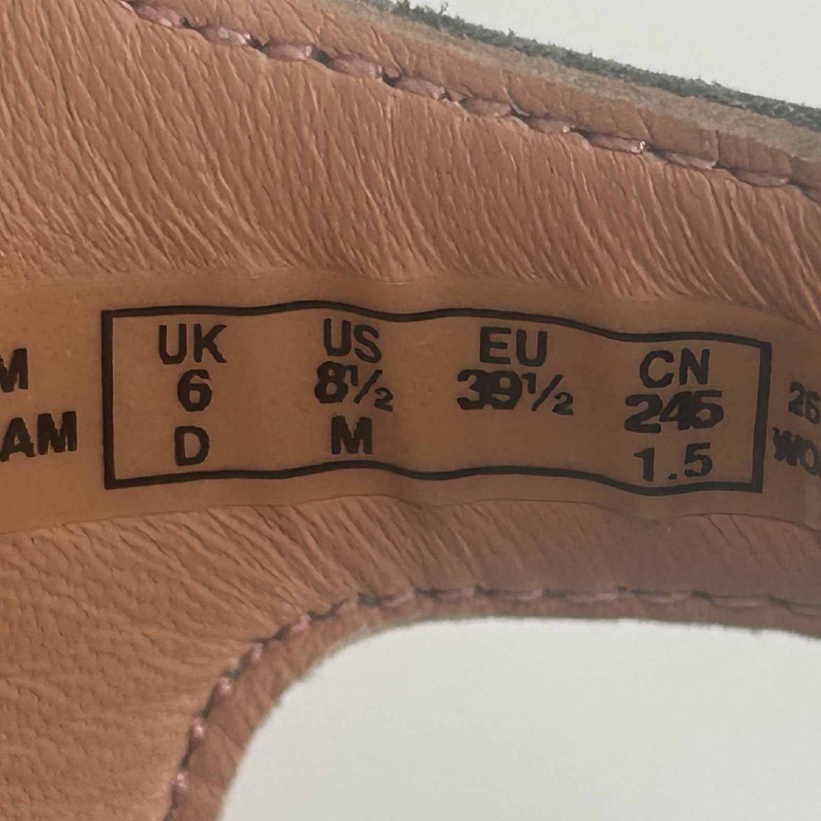 Clarks Womens Tri Clover Sandal Sage Green Nubuk Leather Sz 8.5 M Fast Shipping