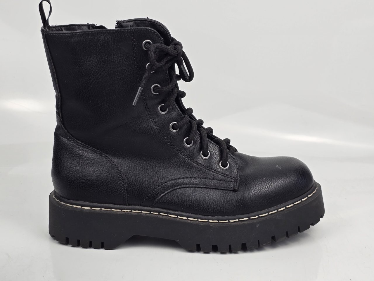 Unionbay Hayden-2 Women’s Black Lace Up Combat Boots US Size 8M