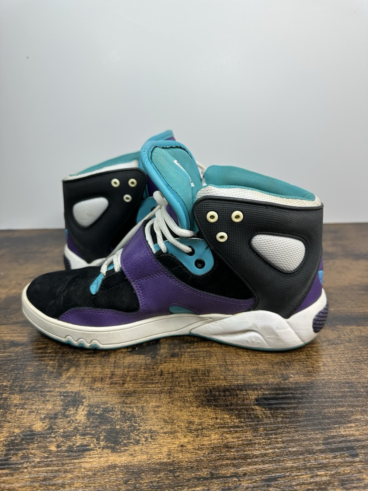 Adidas Women’s Sneakers Shoes Hi-Top Size 7.5 G48492 Black/Purple/Teal