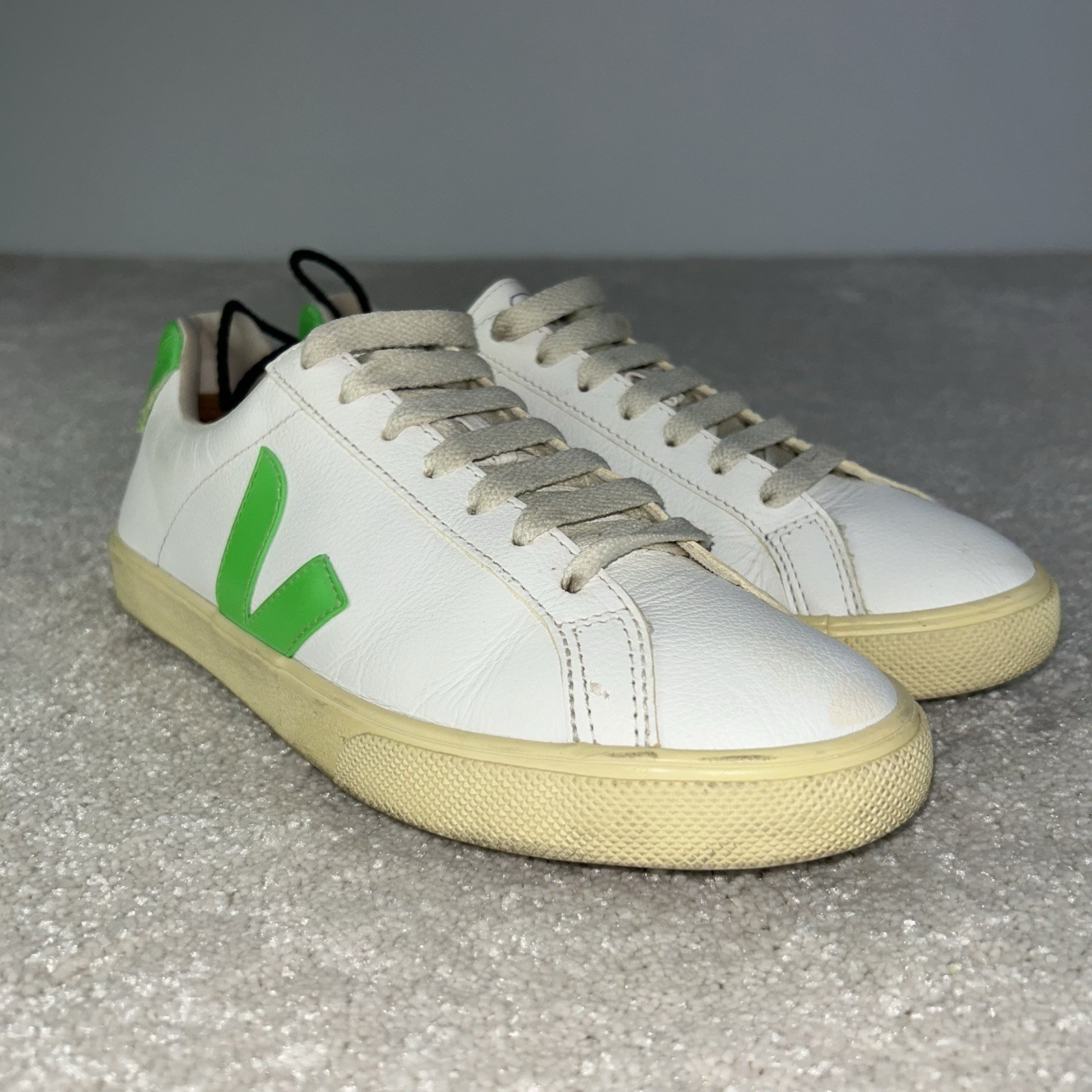 VEJA Esplar Logo Low Sneakers White & Absinthe Neon Green Leather Size 39 / 8 US