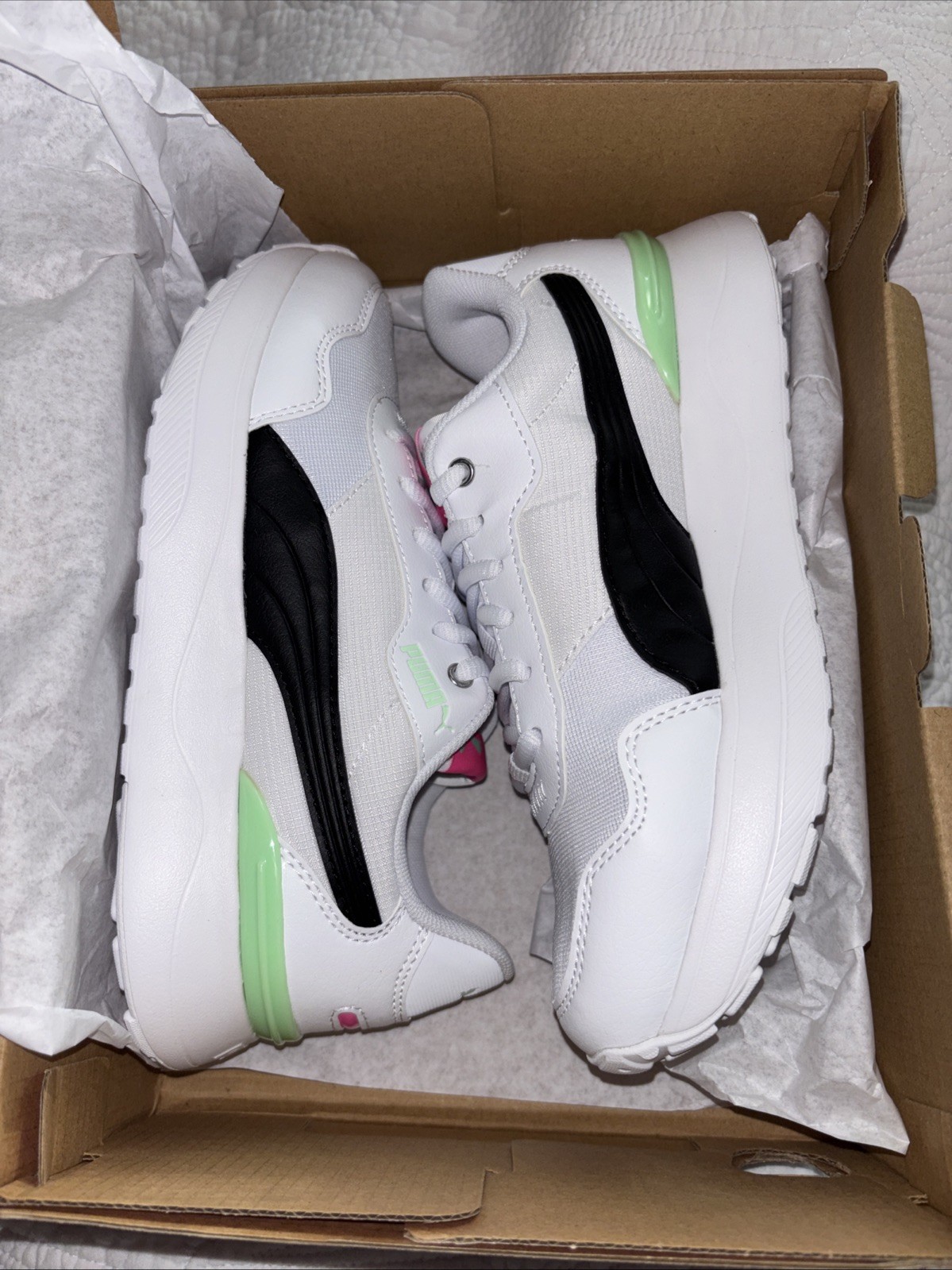 Puma R78 Voyage Women’s Size 5.5 Sneakers White Pink Fresh Mint