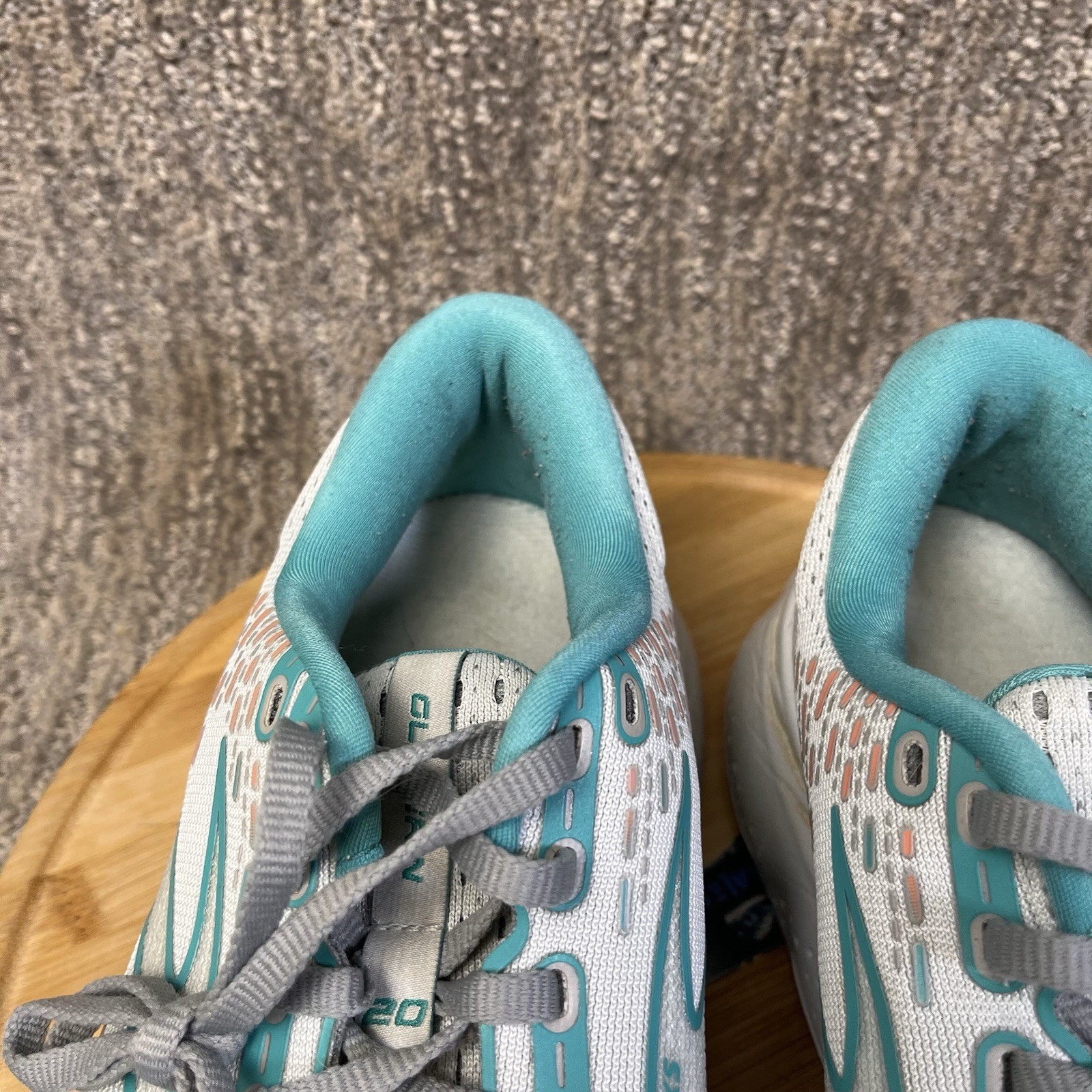 Brooks Glycerin 20 Women Size 8.5 Running Shoes Coral Gray Athletic Gym Sneakers