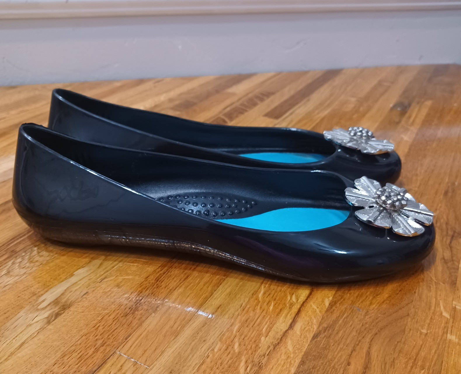 OKA B Women’s Size 8US/38EU Charcoal Black Skimmers Jelly Medallion Ballet Flats