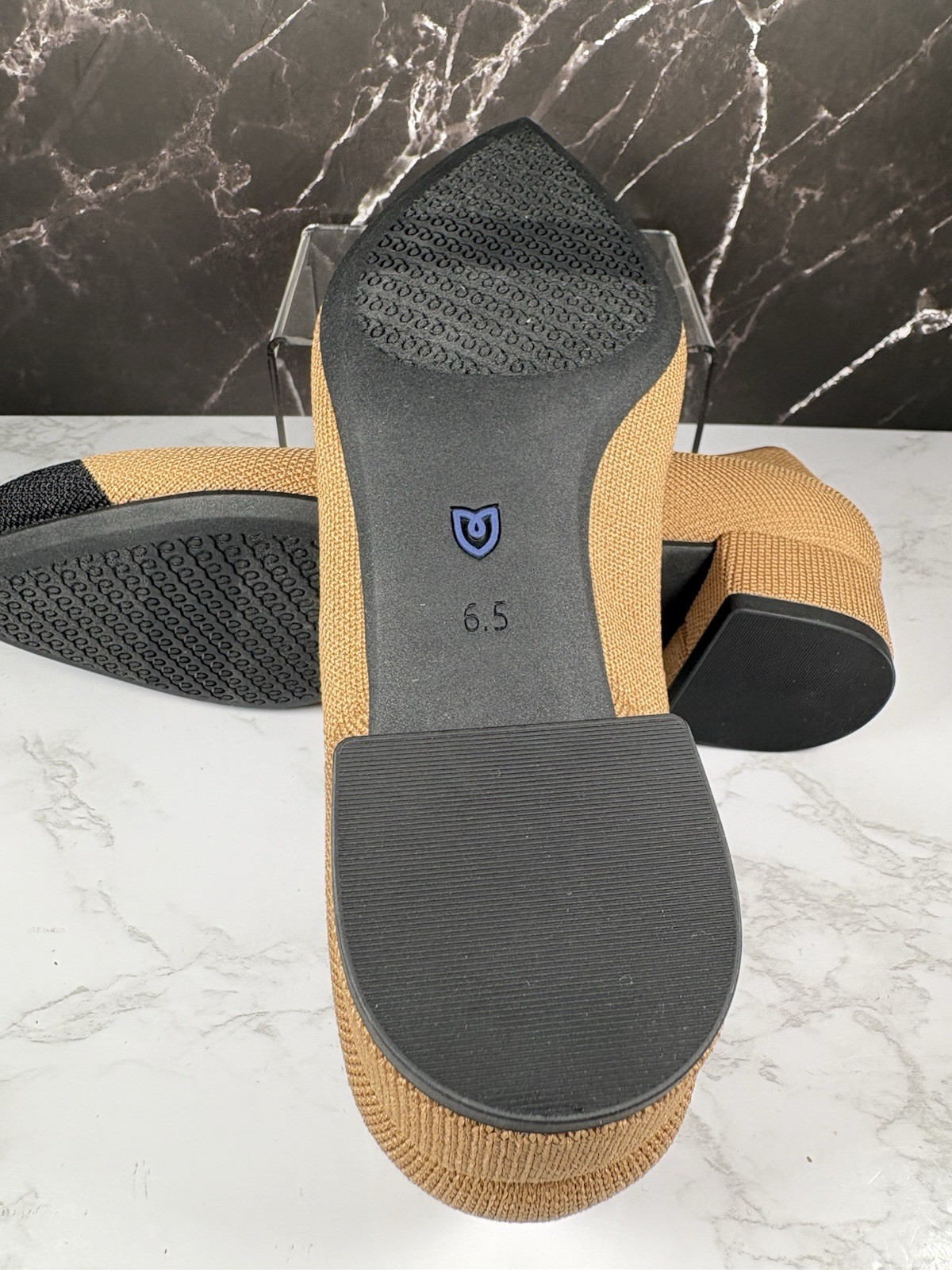 Rothy’s Knit The Point Cap Toe Pointed Slip-On Ballet Flats Beige/Black/Blue 6.5