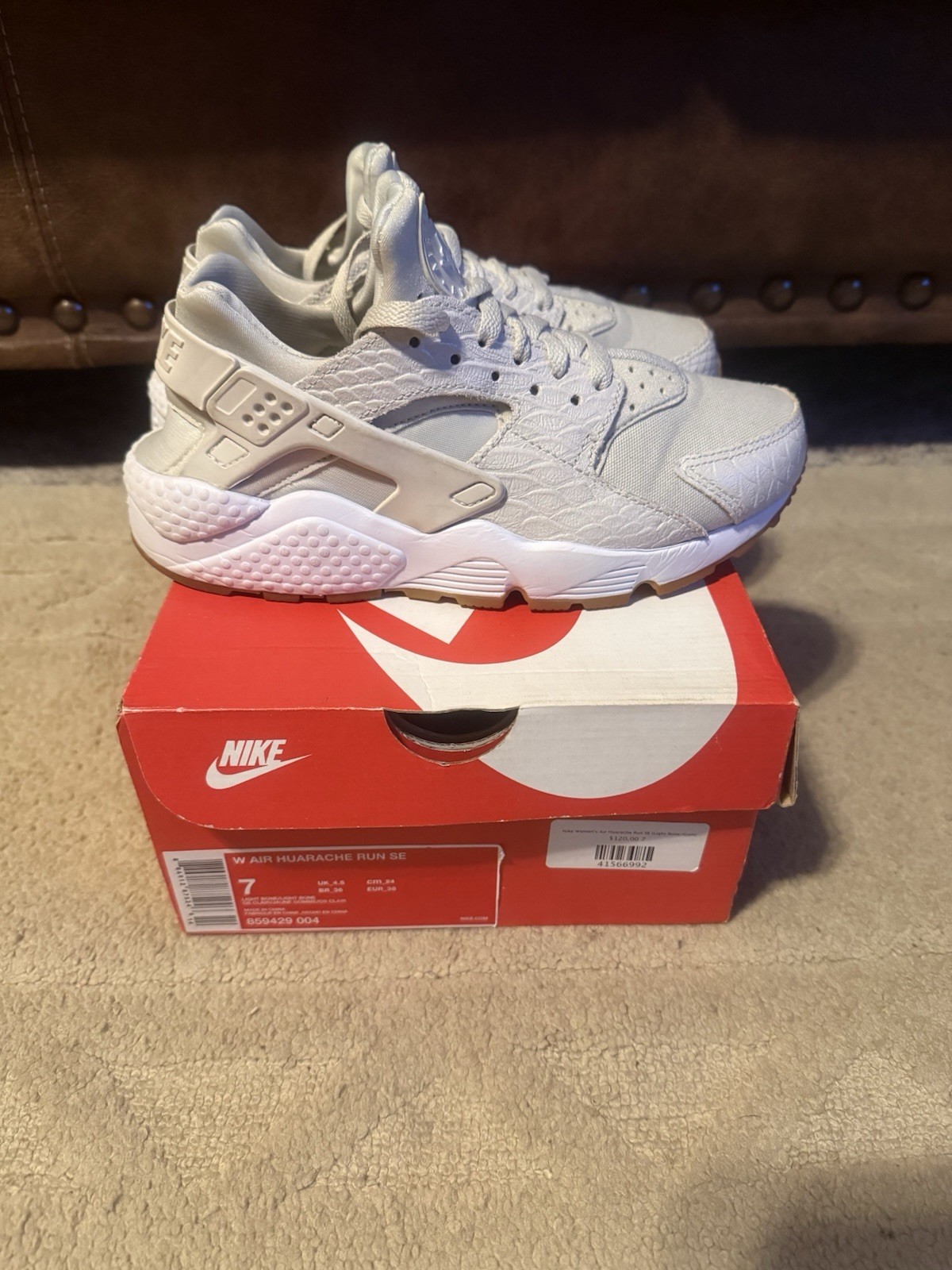 Nike Air Huarache Run SE Light Bone Gray/White Low Top Men’s Sneakers 859429-004