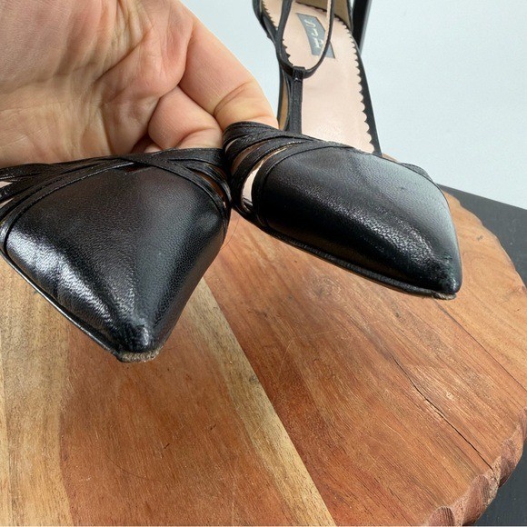 SJP Sarah Jessica Parker Carrie T strap heels black leather sz 41 US 11 4” 100mm