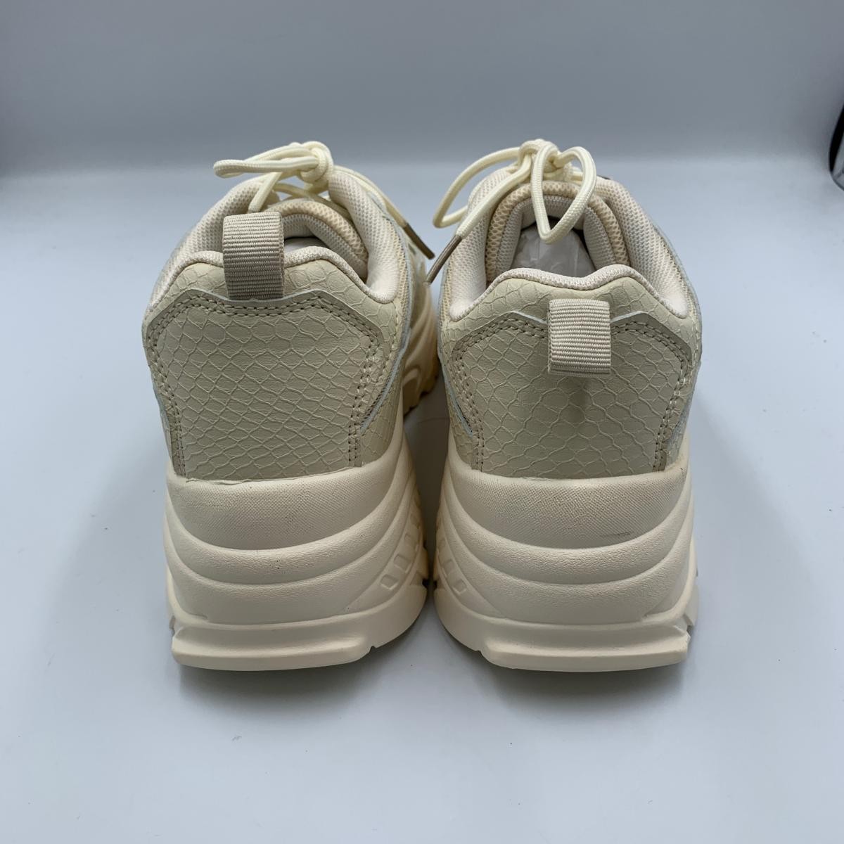 Berness Womens US 7 Fashion Shoes Beige Mesh Leather Lace Up Athletic Sneakers