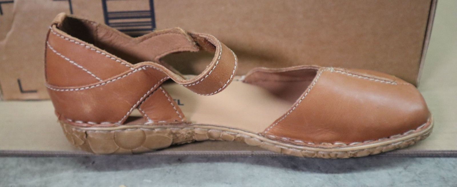 Josef Seibel Rosalie 42 Yellow Leather Comfort Sandals US Womens Size 7.5