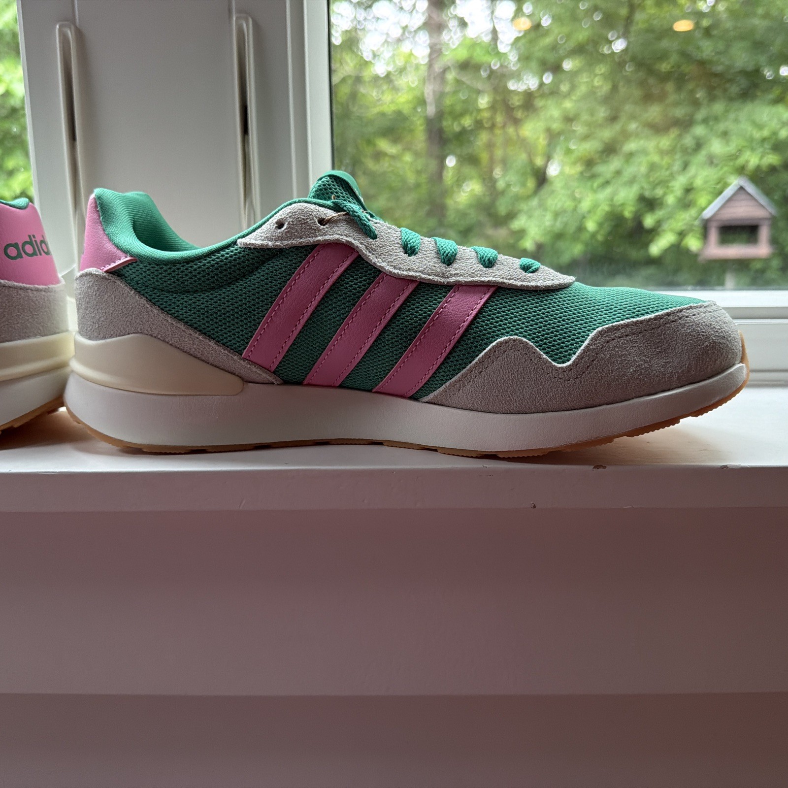 Adidas Run 60s 4.0 Women 9.5 Green Pink Vanilla Retro Running Shoes New JR6631