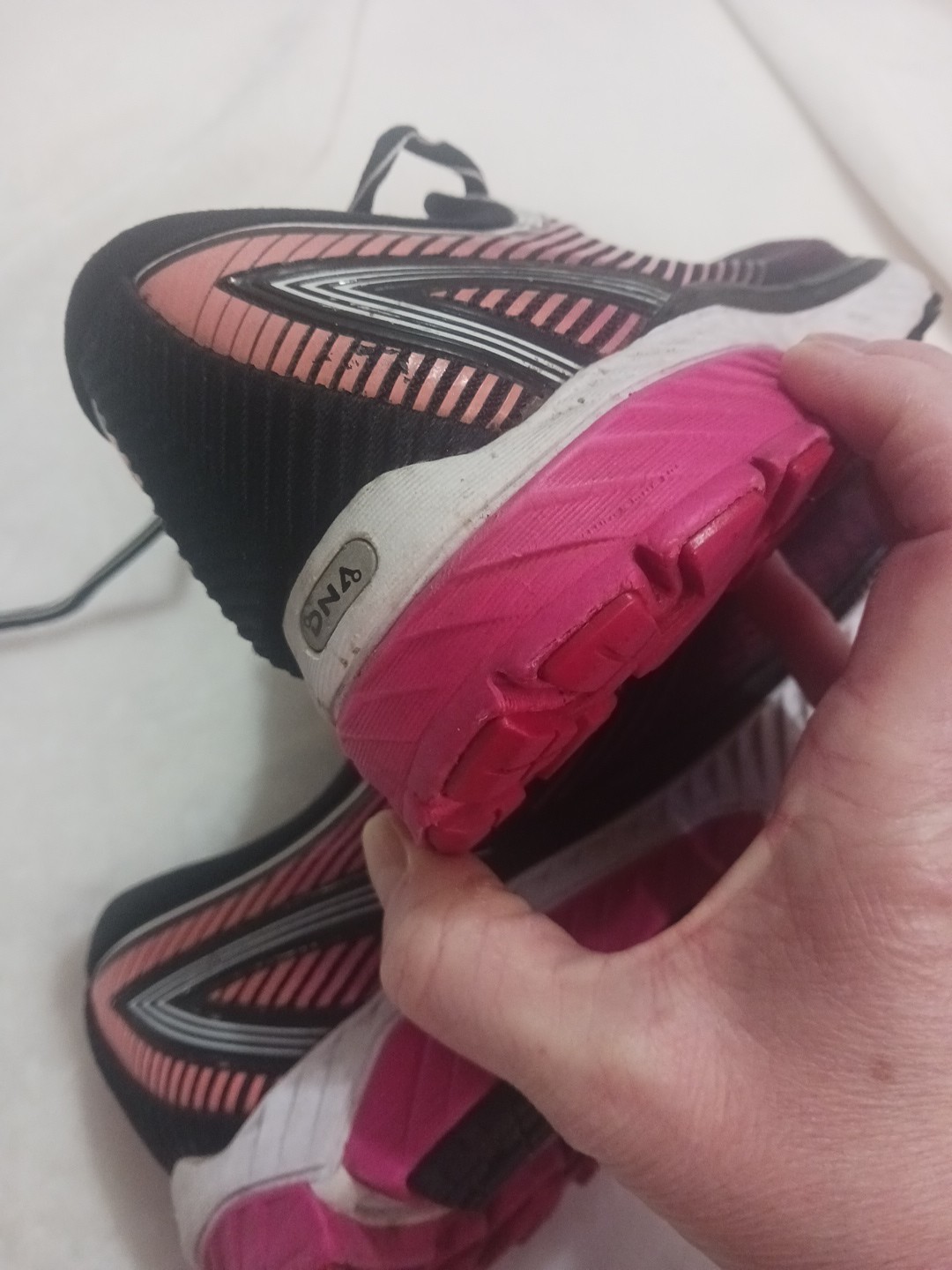 Brooks Ghost 10 Pink and Black Peacock 1202461B067 Size 10