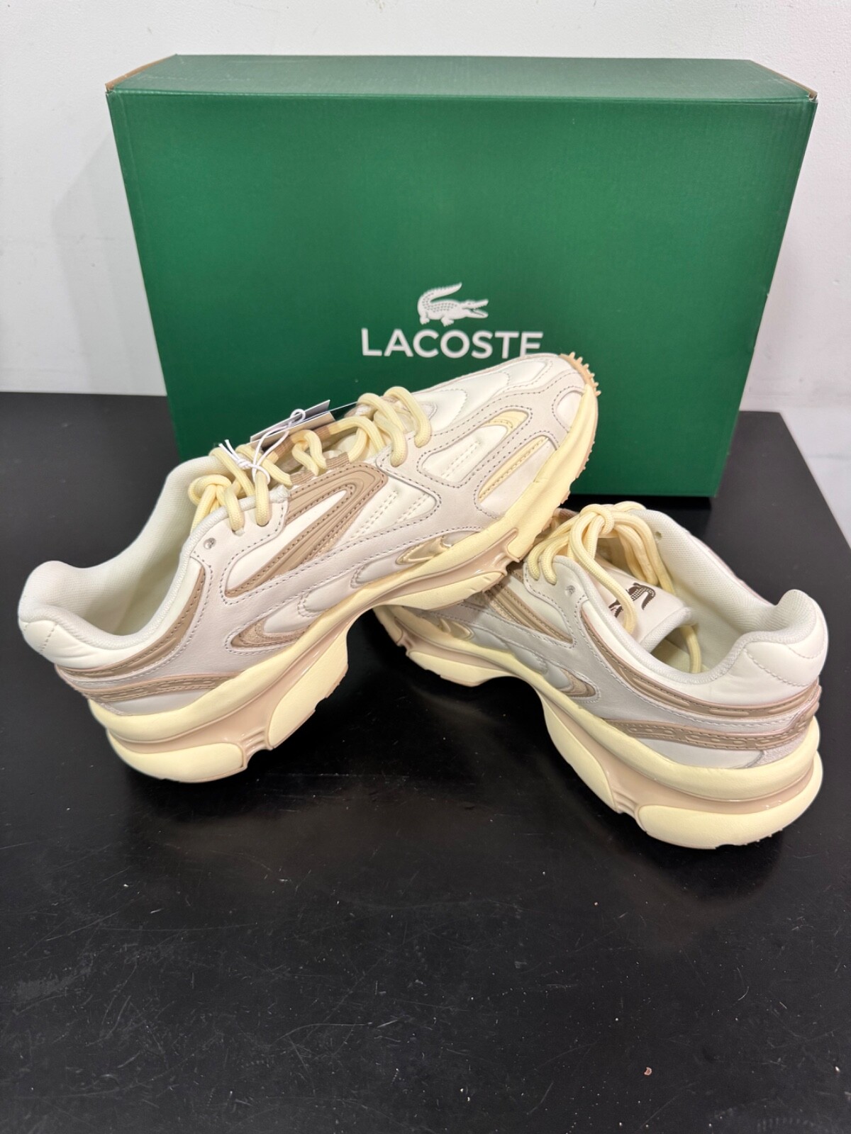 Lacoste L003 2K24 Women’s 2025 Sneakers Off White / Light Brown. Size 7 US