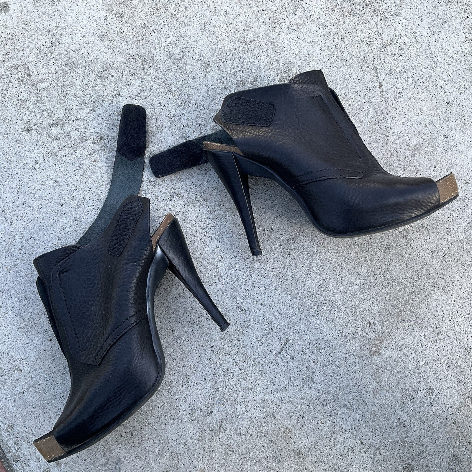 Pedro Garcia Black Pebbled Leather Peep Toe Platform Ankle Boots Spain 41